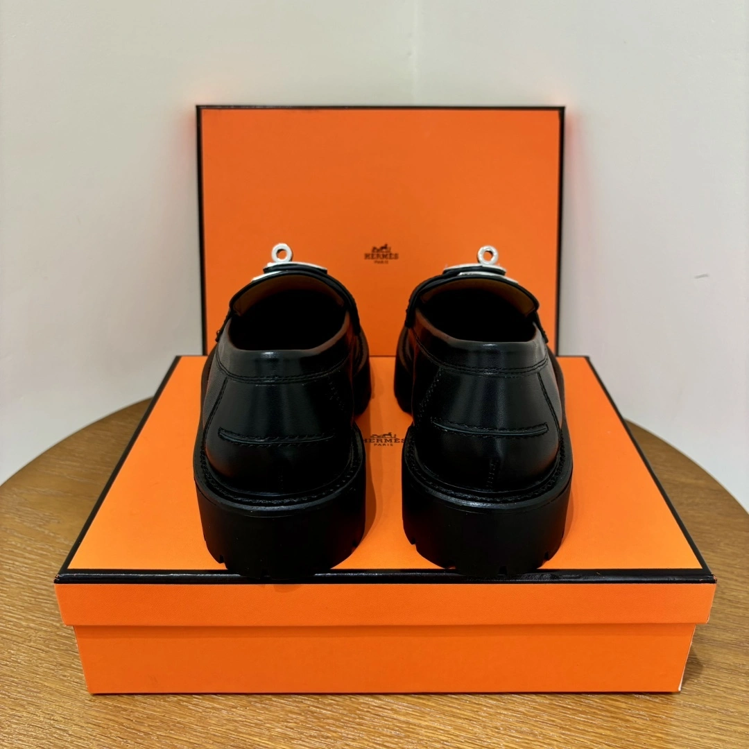 COCO- H5r75s H242102Z 02 109lcone loafer item：E-X230I0323