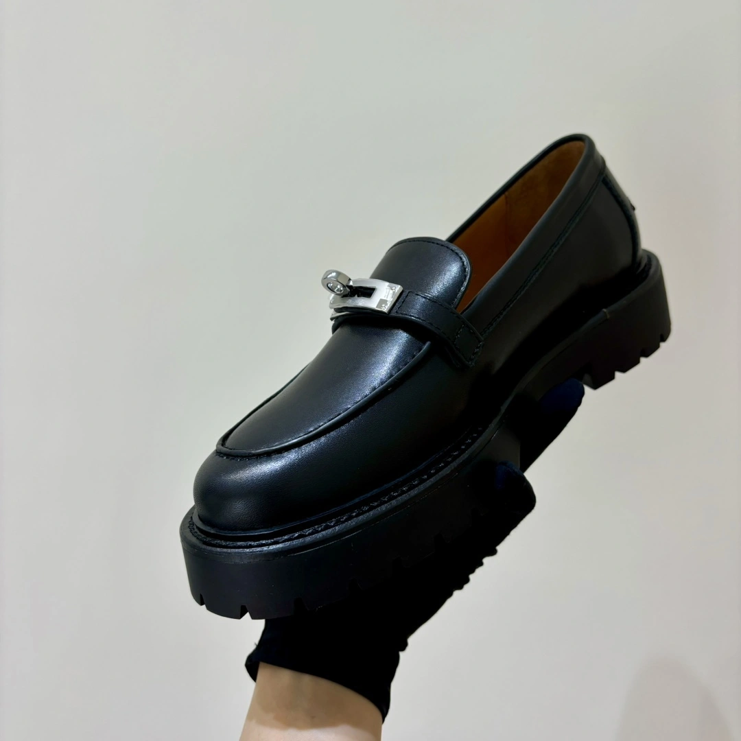 COCO- H5r75s H242102Z 02 109lcone loafer item：E-X230I0323