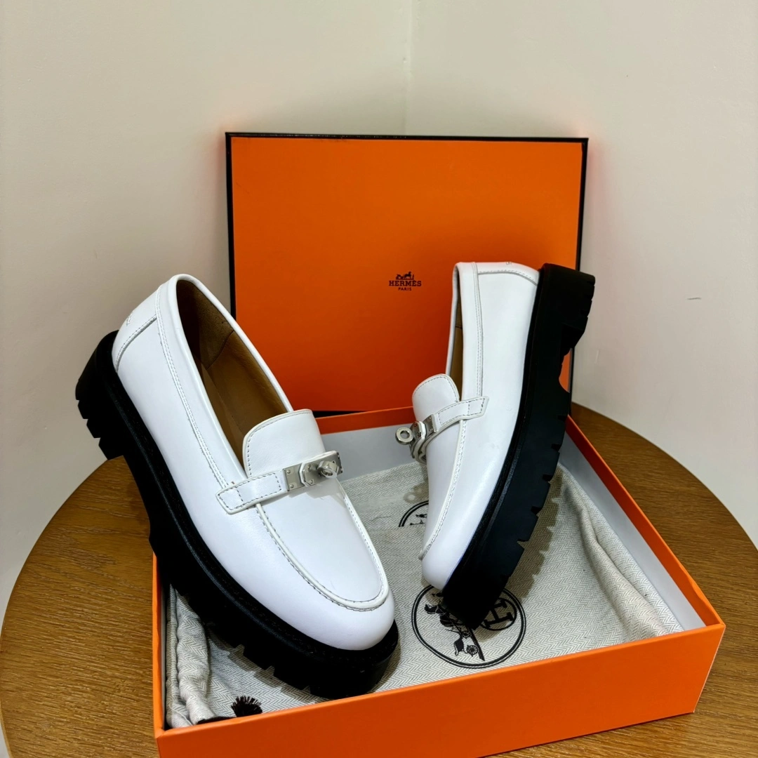 COCO- H5r75s H242102Z 90 109lcone loafer item：E-X230I0320