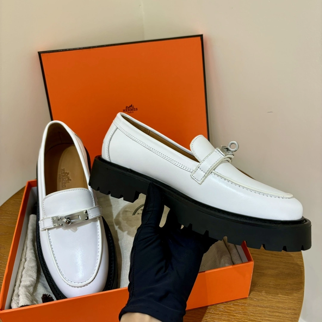 COCO- H5r75s H242102Z 90 109lcone loafer item：E-X230I0320