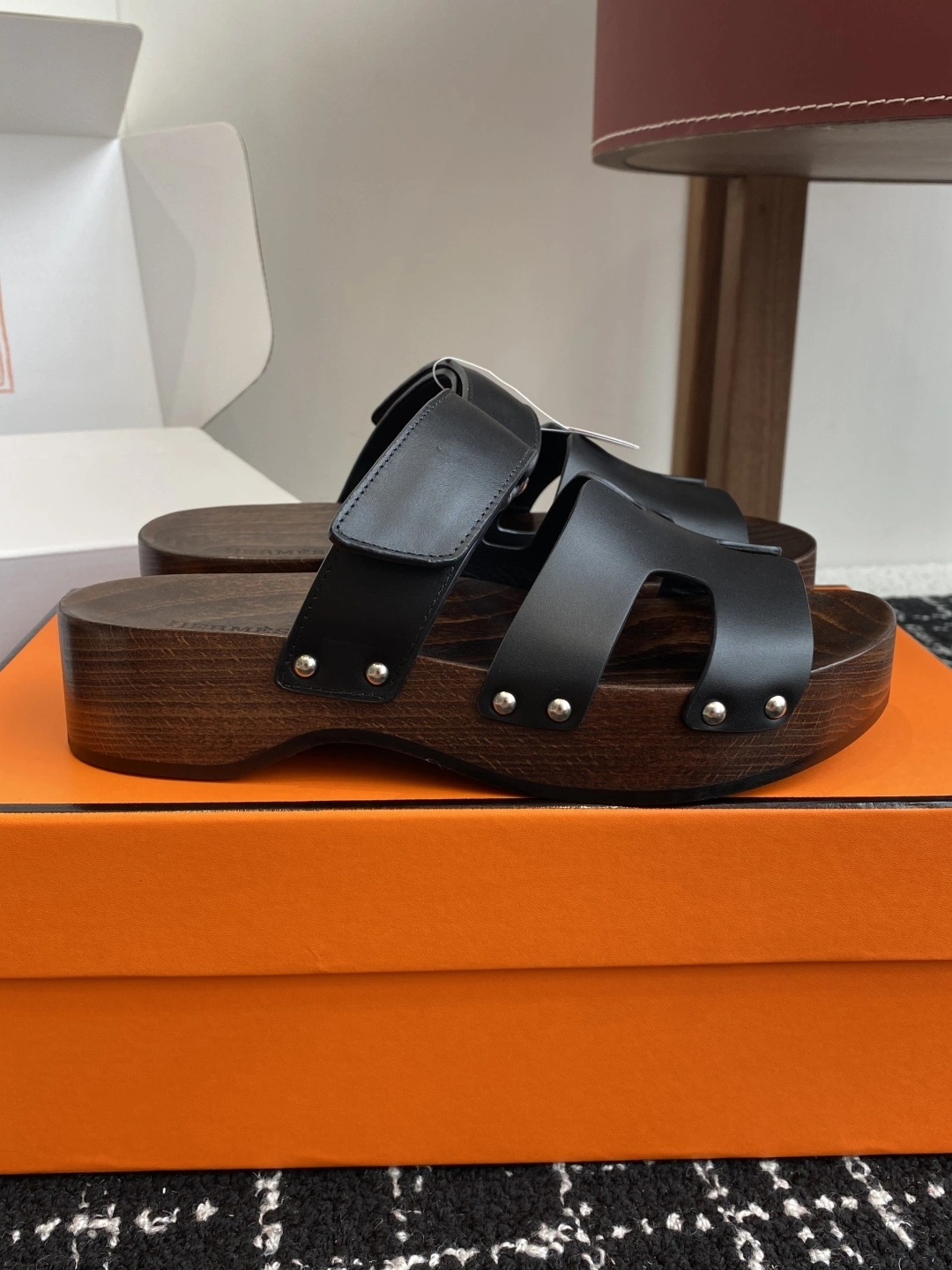COCO- H5r75s H251012 Z0 sheephide item：E-X000J3719