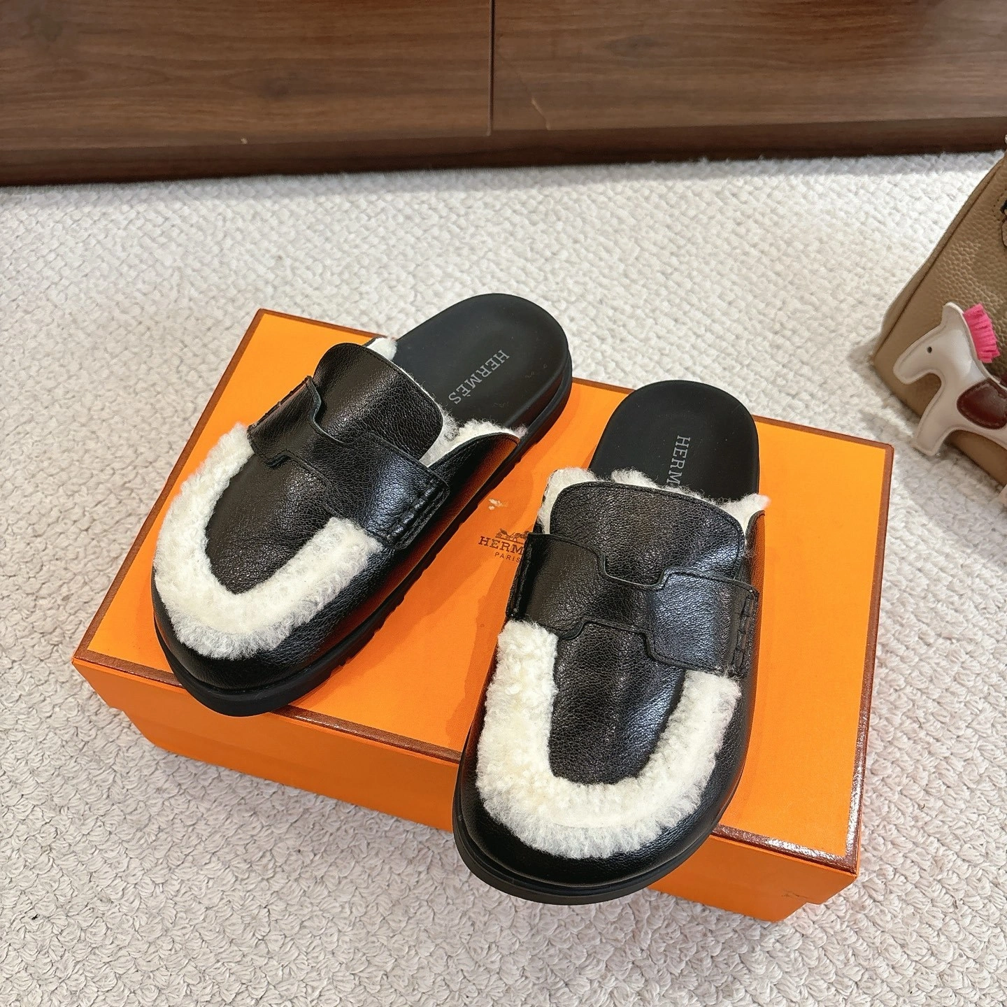 COCO--H5r75s H251015Z 023 sheepskin Go item:E-X362K2801