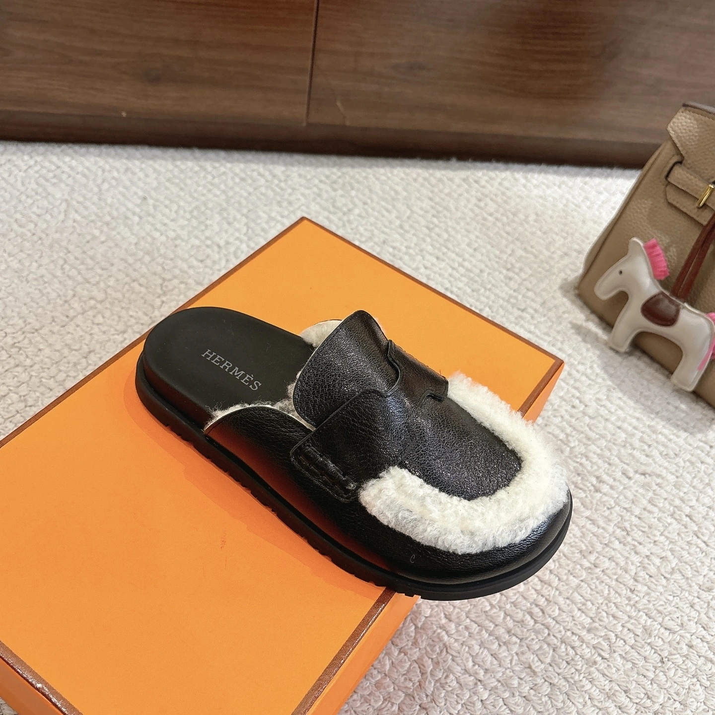 COCO--H5r75s H251015Z 023 sheepskin Go item:E-X362K2801