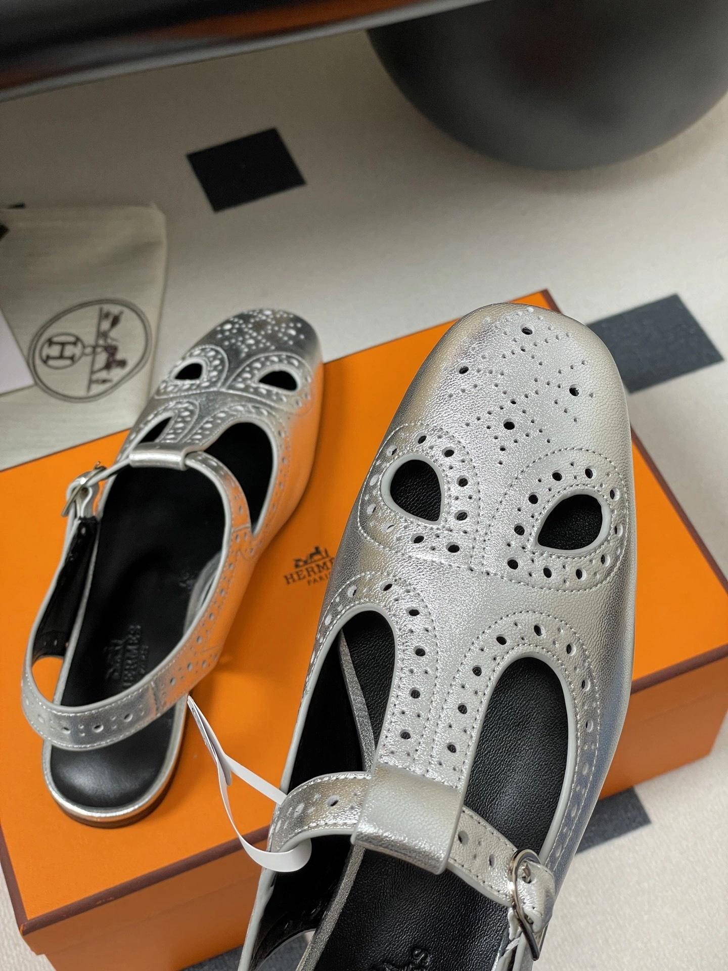 COCO- H5r75s H251179Z V52 sheephide item：E-X000J3750