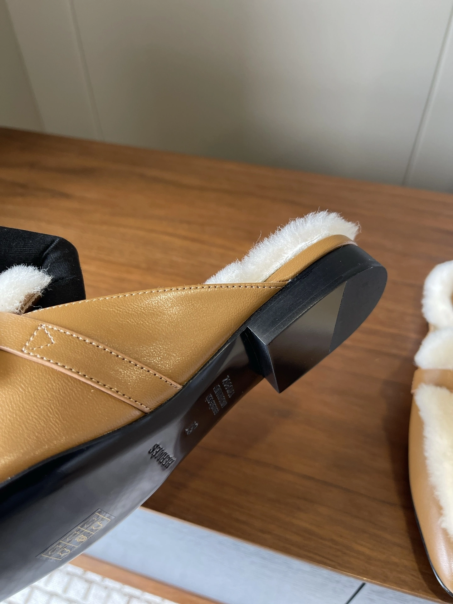 COCO--H5r75s H252147Z A3 Calfskin wool item:E-X003L1232B