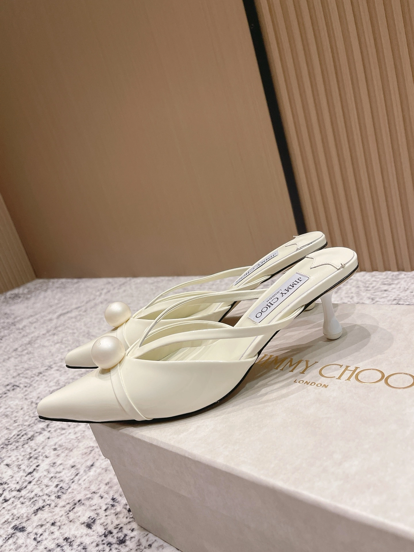 COCO- Ji77y 3ho5 J000178699 cowhide item：E-X362I1312