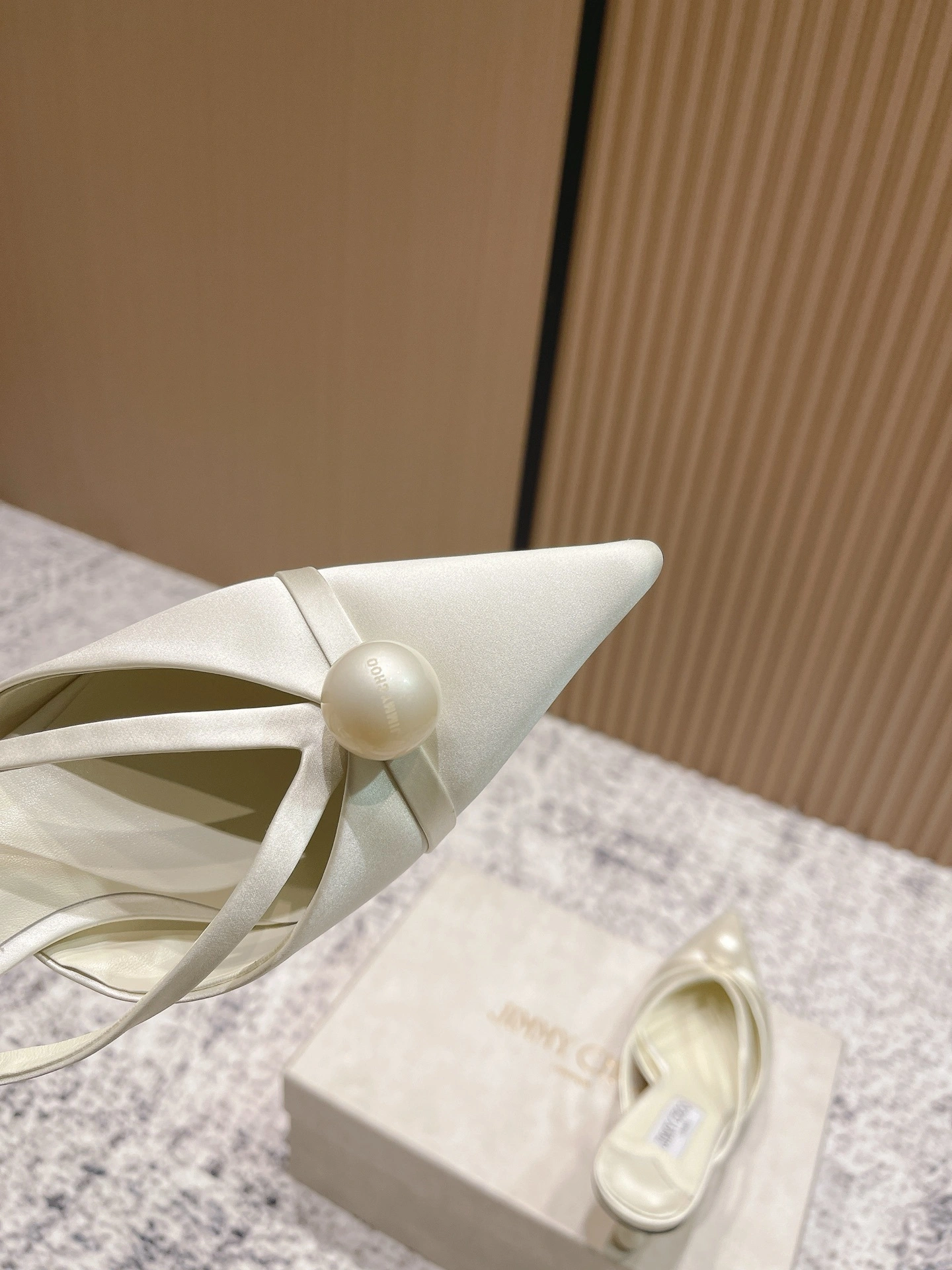 COCO- Ji77y 3ho5 SANAMULE50AODIVORYWHITE cowhide item：E-X362I1313