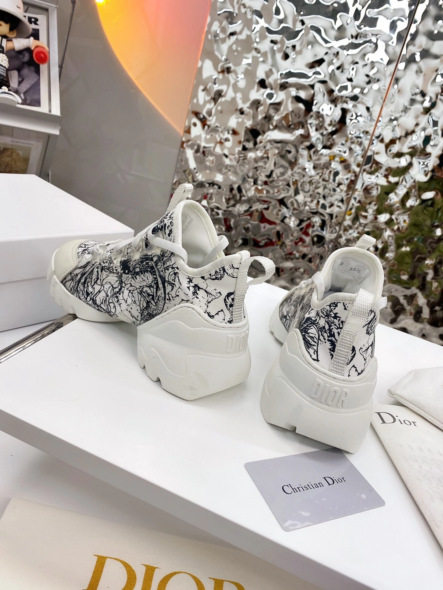 COCO- KCK302ZPN_S17X D-Connect item:B-X158D2324H