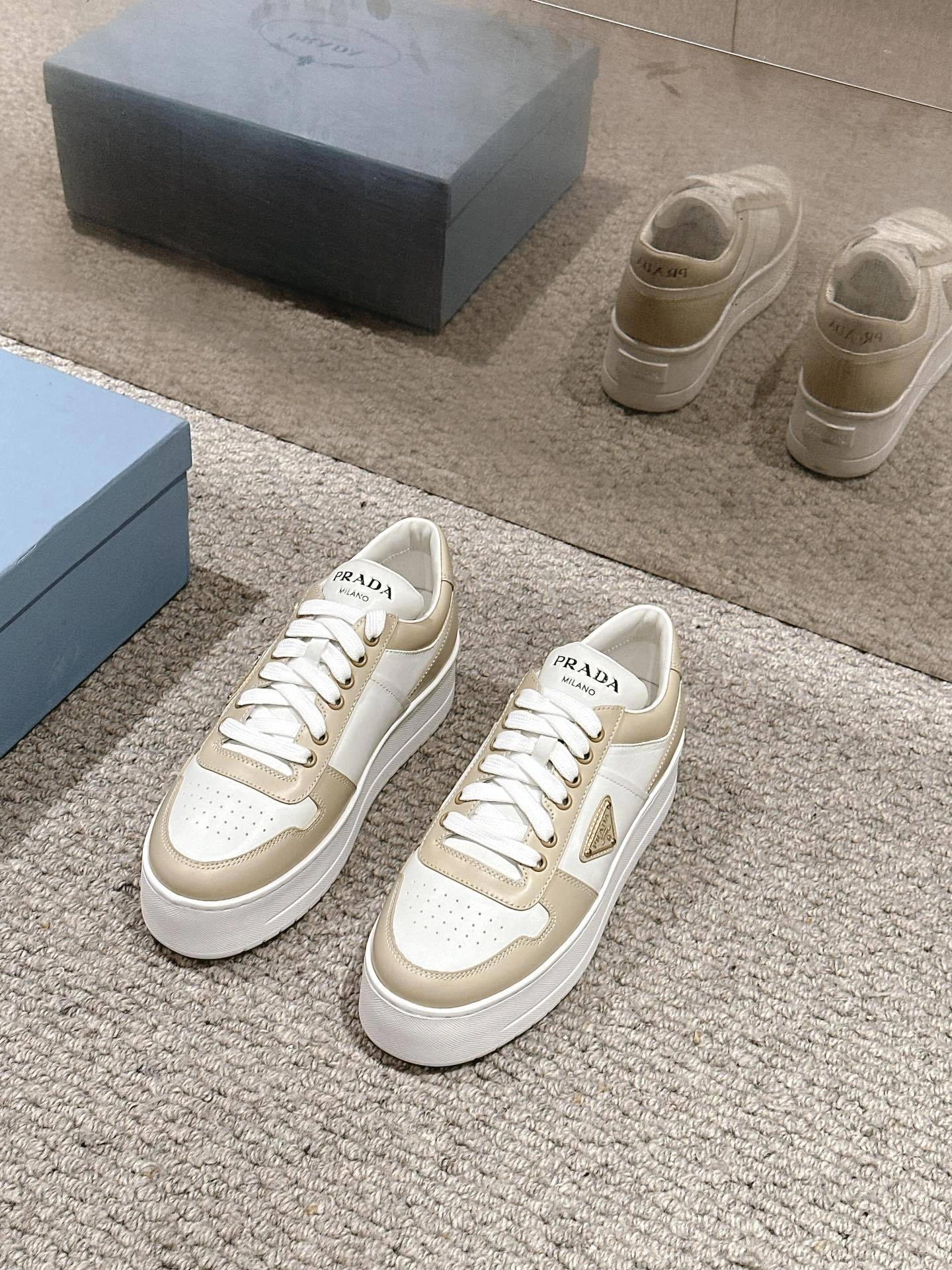 COCO--Pr141 1E792M_3LPG_F0P09_F_050 cowhide sheepskin item:D-X138H2893