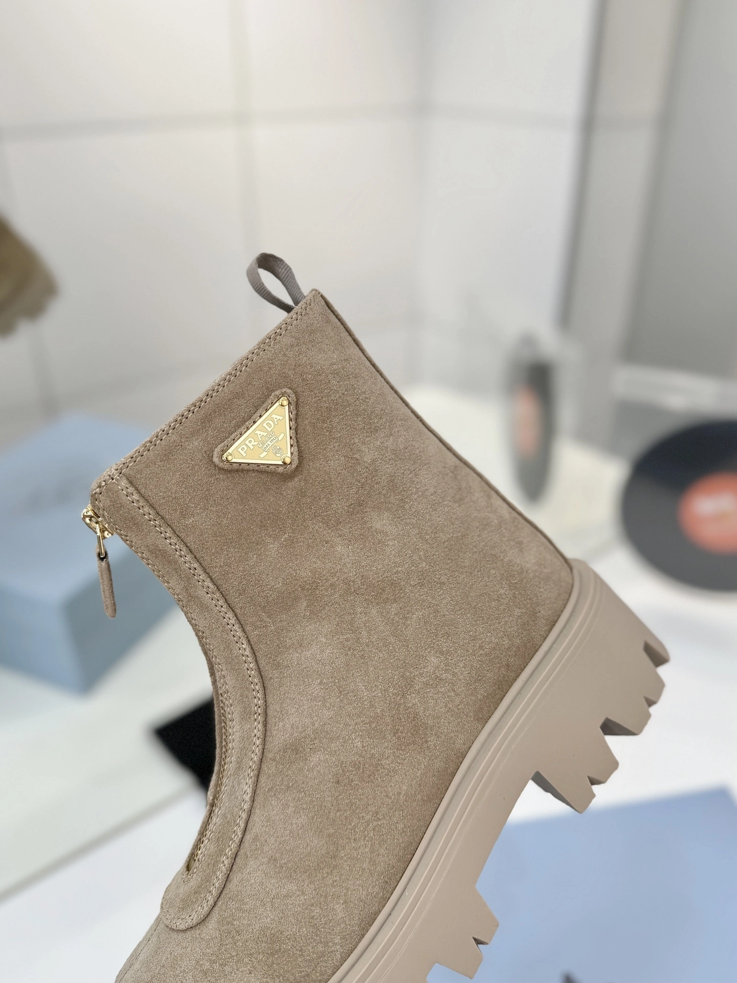 COCO--Pr141 1T328O_054_F0F24_F_050 cowhide Thick soles：5CM item:E-X158J2934T