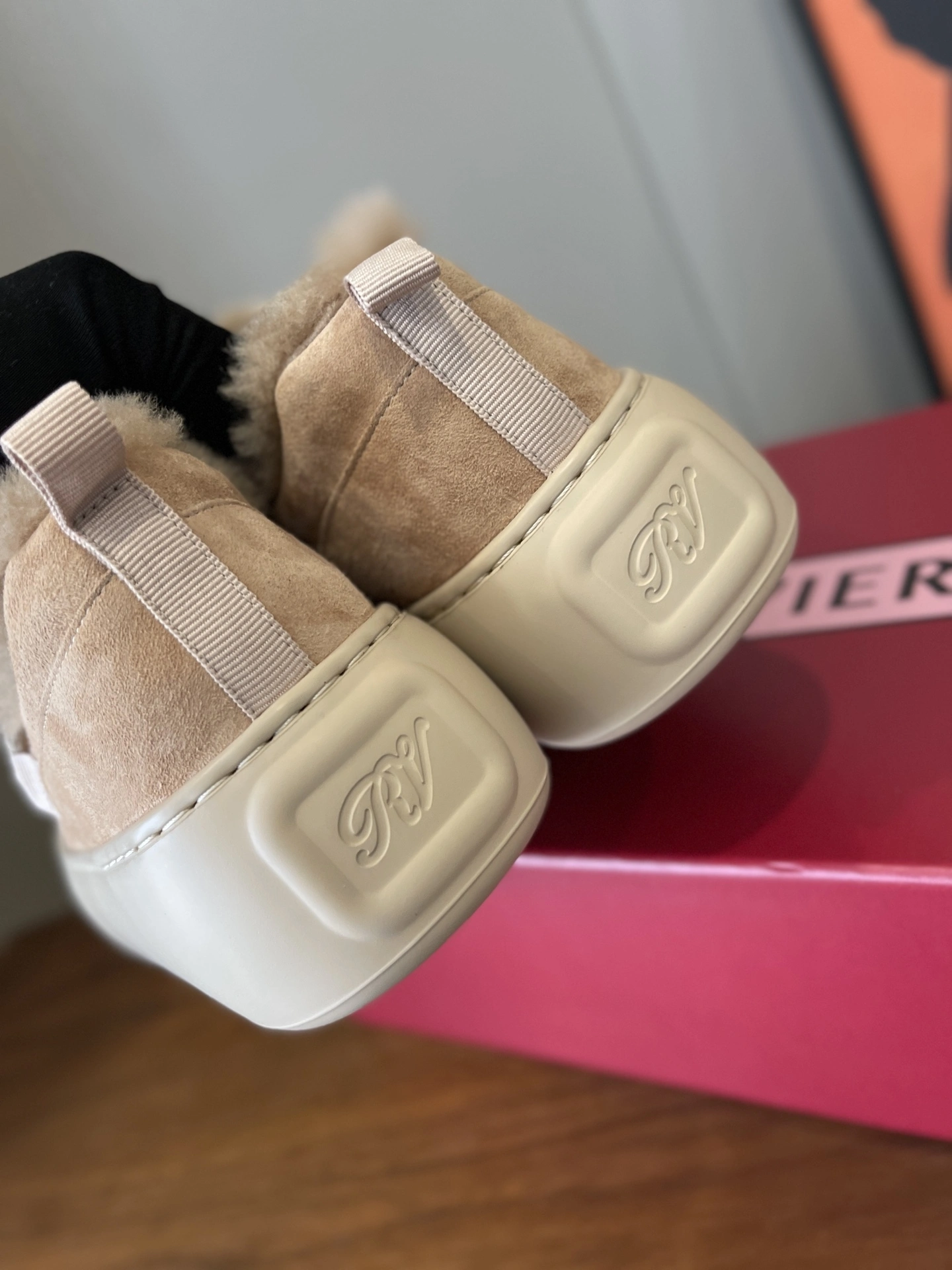 COCO- RO65R RVW73943390OYK5P87 wool item：E-X003L1302B