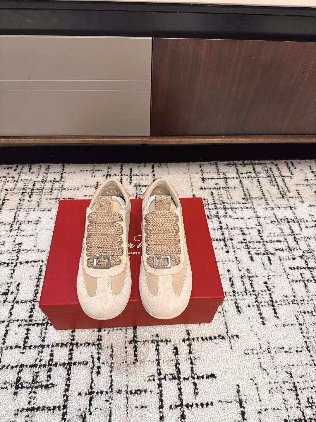 COCO- RO65R RVW79342800TNM sheephide item：E-X362I1310