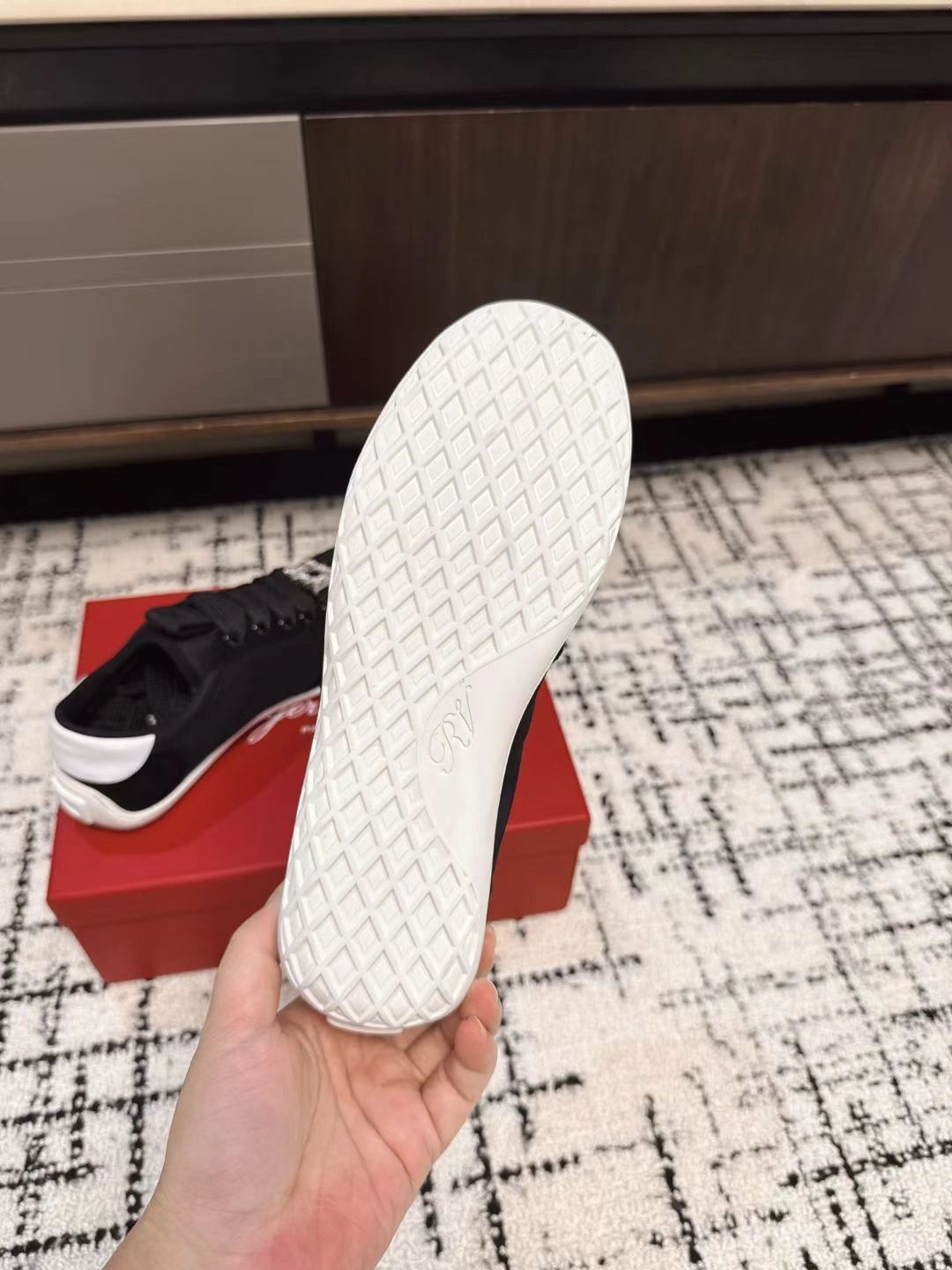 COCO- RO65R RVW79342810TNM sheephide item：E-X362I1311