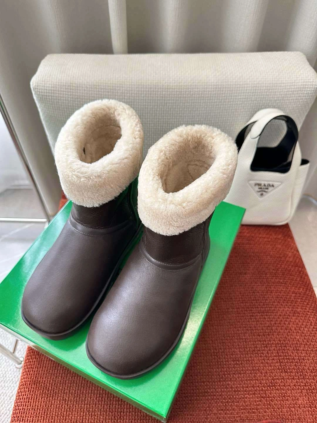 COCO--V595t1 810810V4WB02191 sheepskin wool item:F-X230A0324B