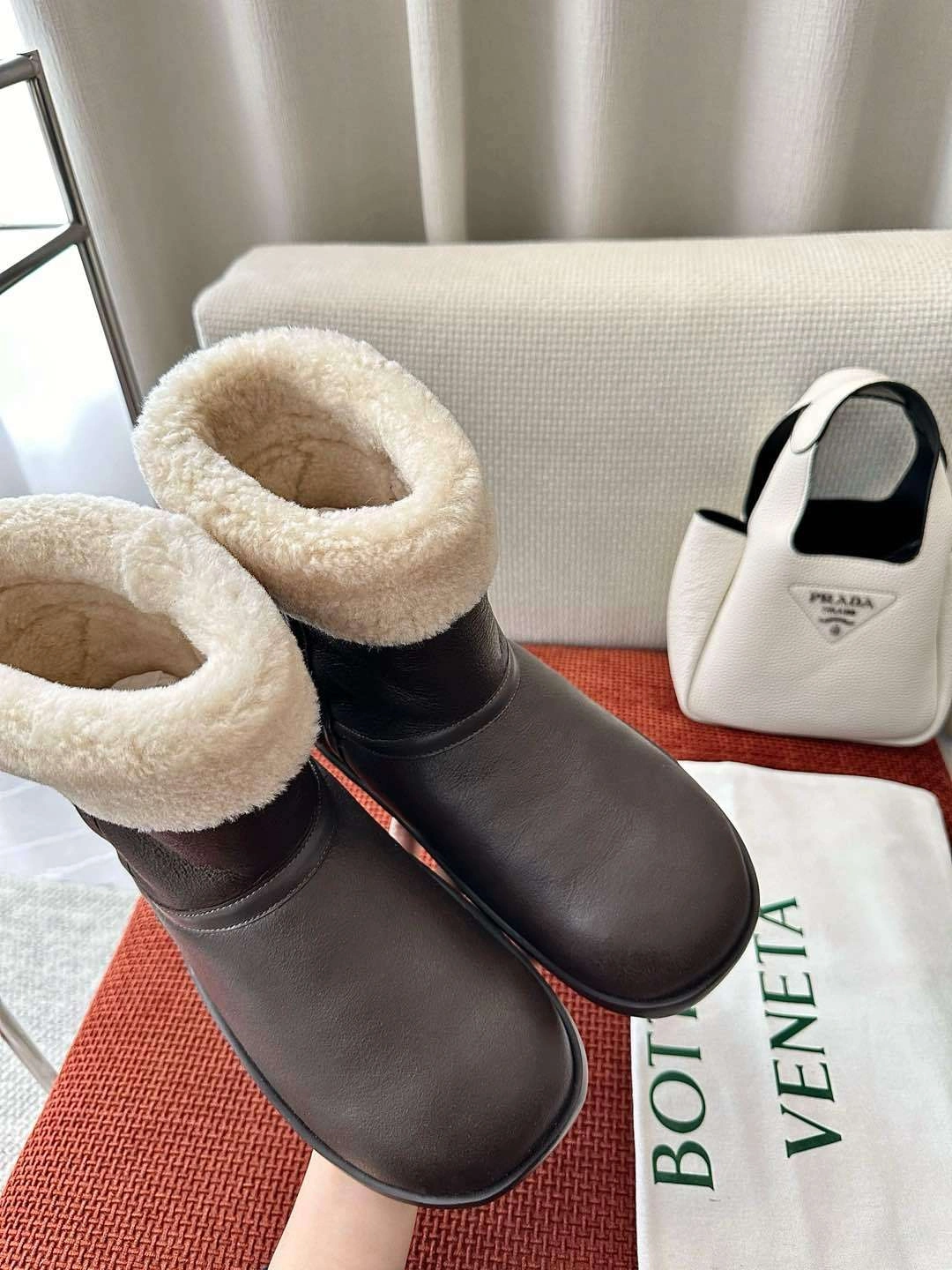 COCO--V595t1 810810V4WB02191 sheepskin wool item:F-X230A0324B