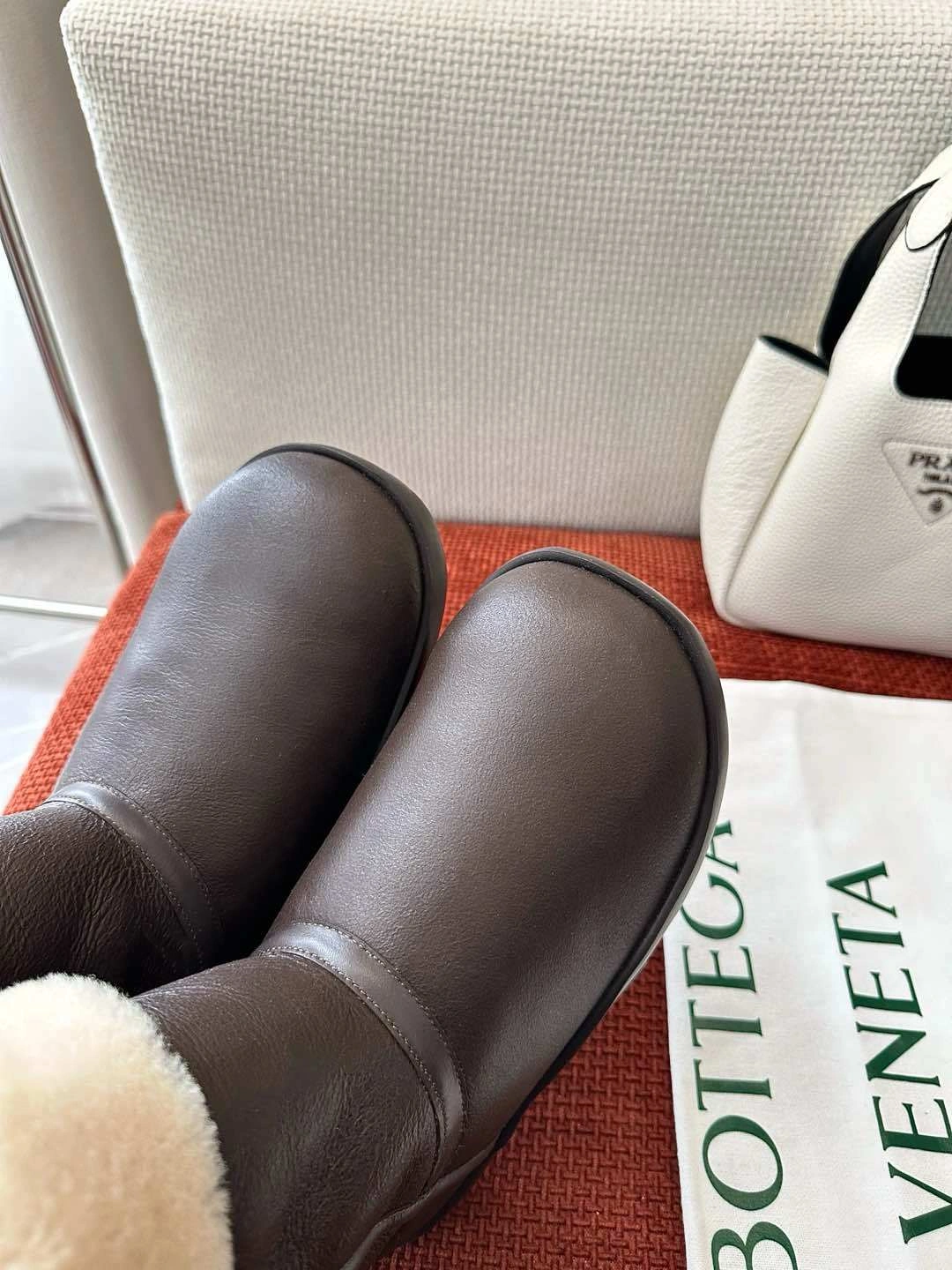 COCO--V595t1 810810V4WB02191 sheepskin wool item:F-X230A0324B