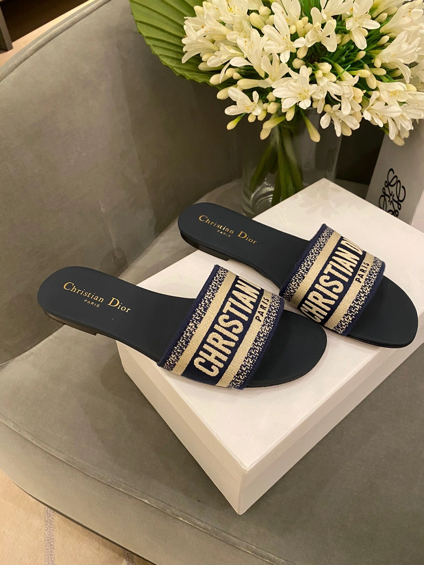 &&COCO- embroidery slipper top version item:016E03X0300E0120