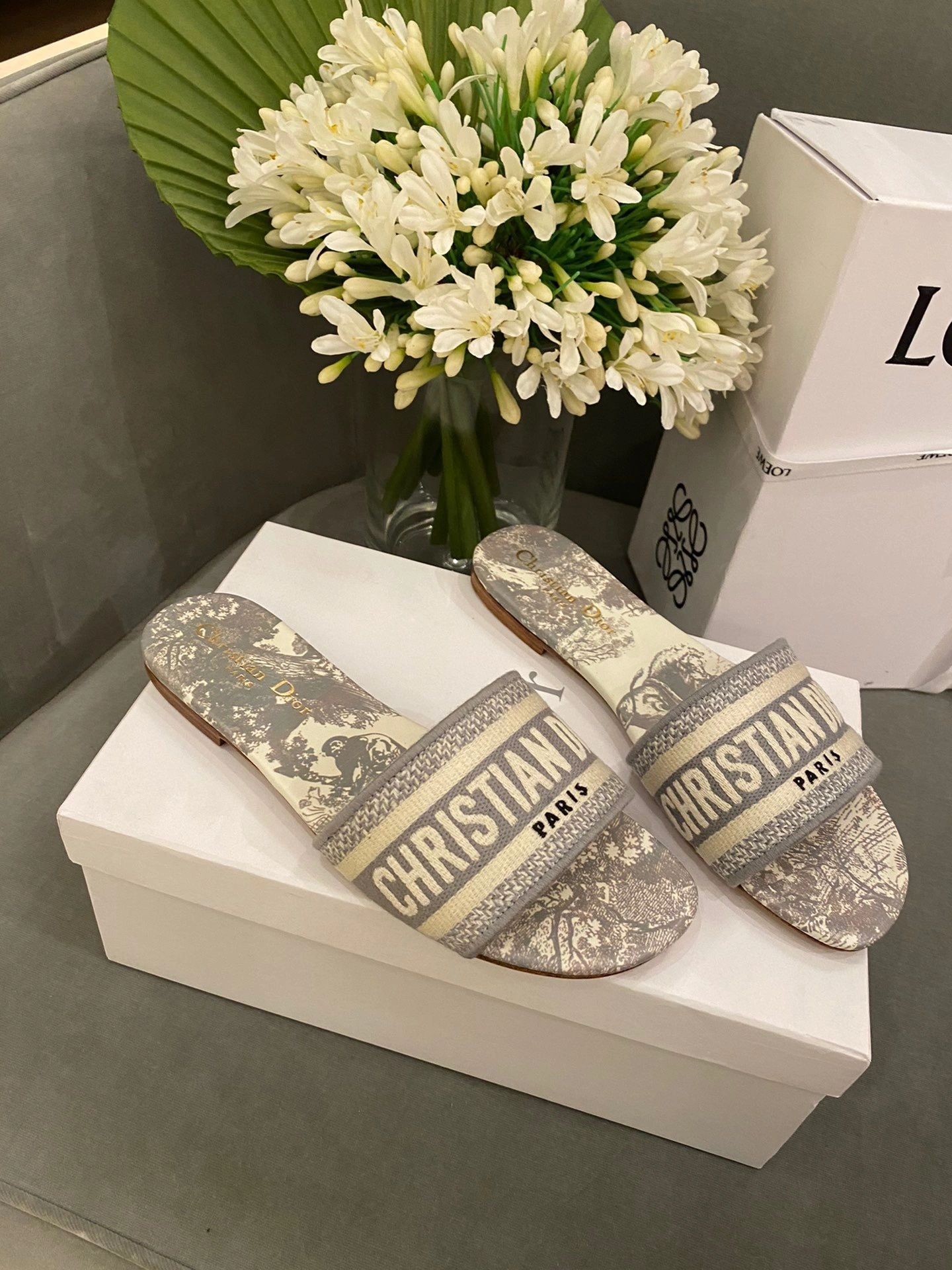 &COCO- embroidery slipper top version item:016E03X0300E0123