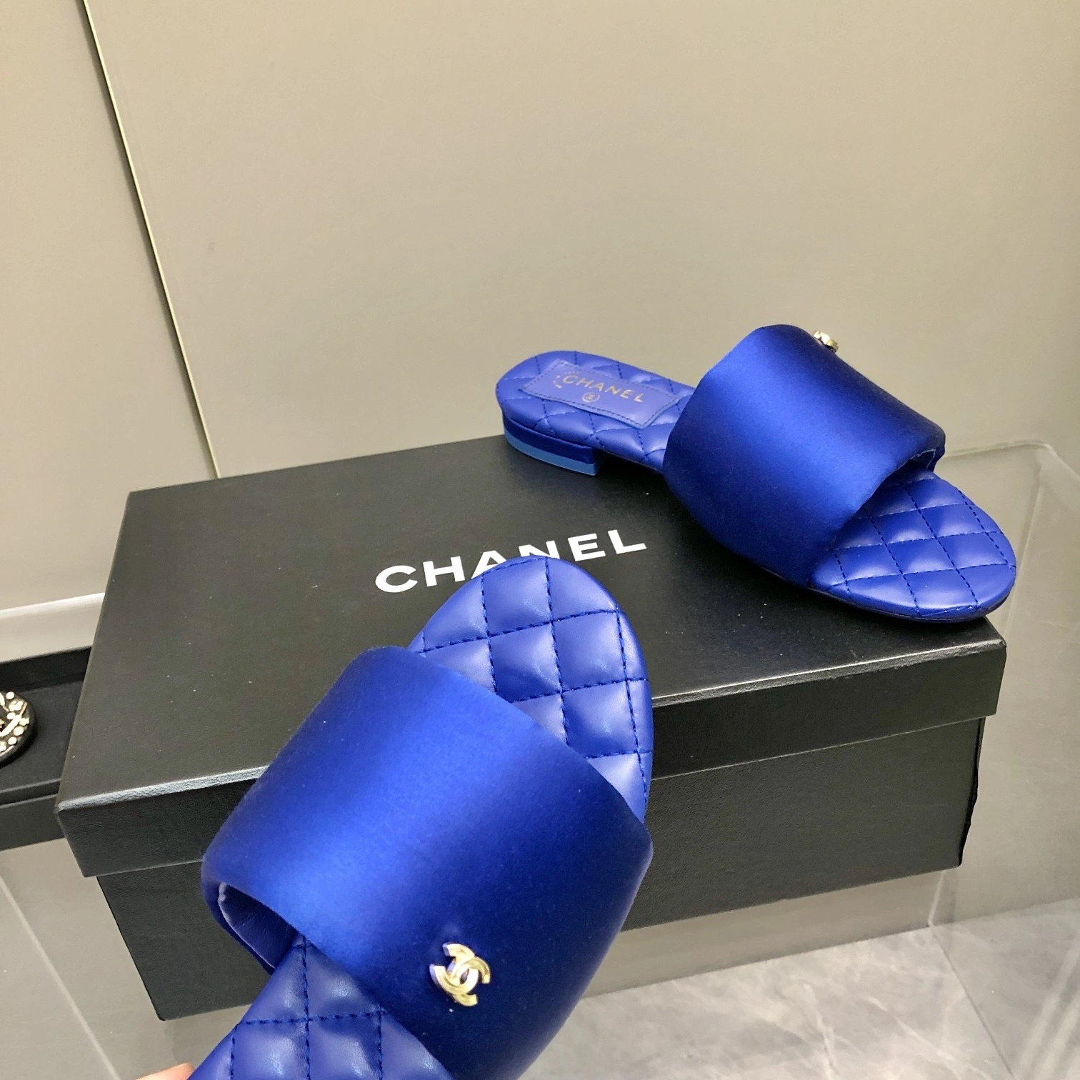 COCO- item:B-X158D1921H