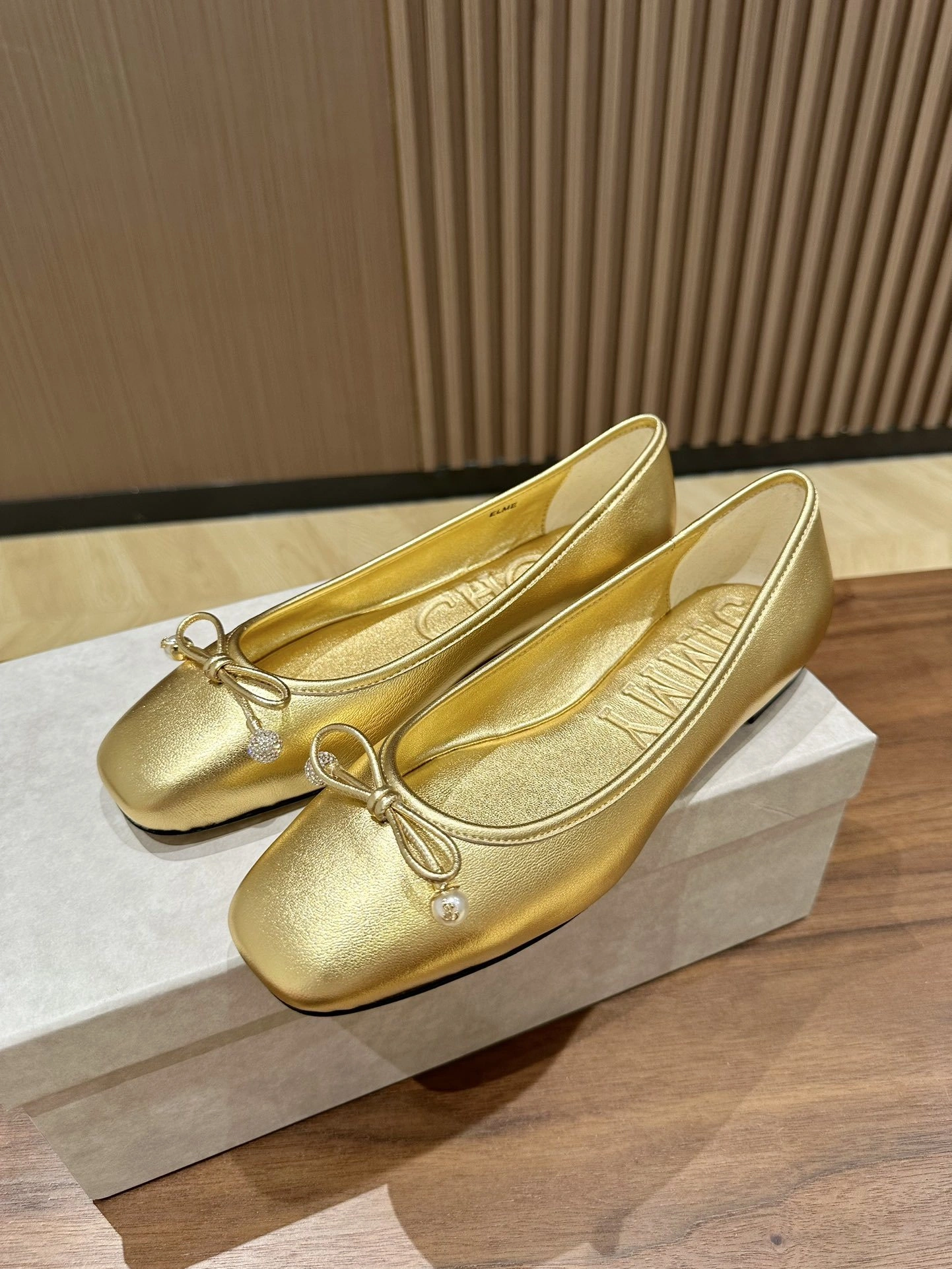 COCO- item:C-X02K0398