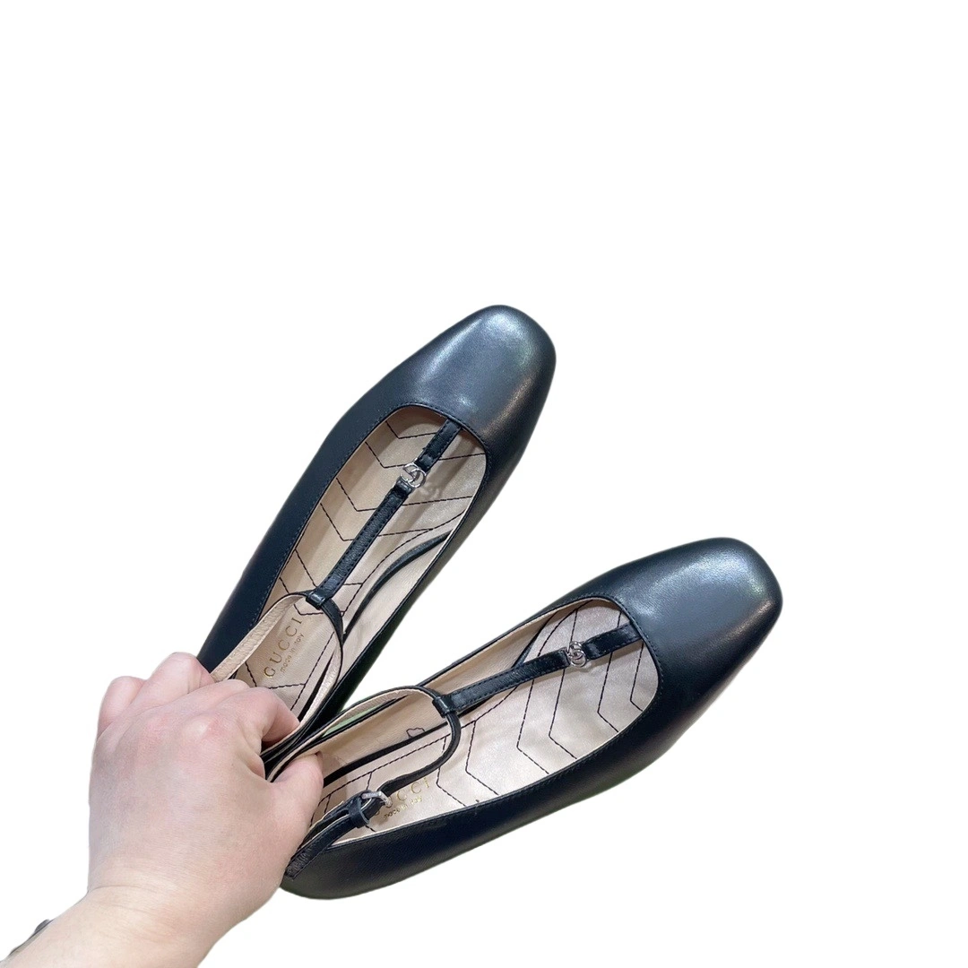 COCO — item:C-X158C0665