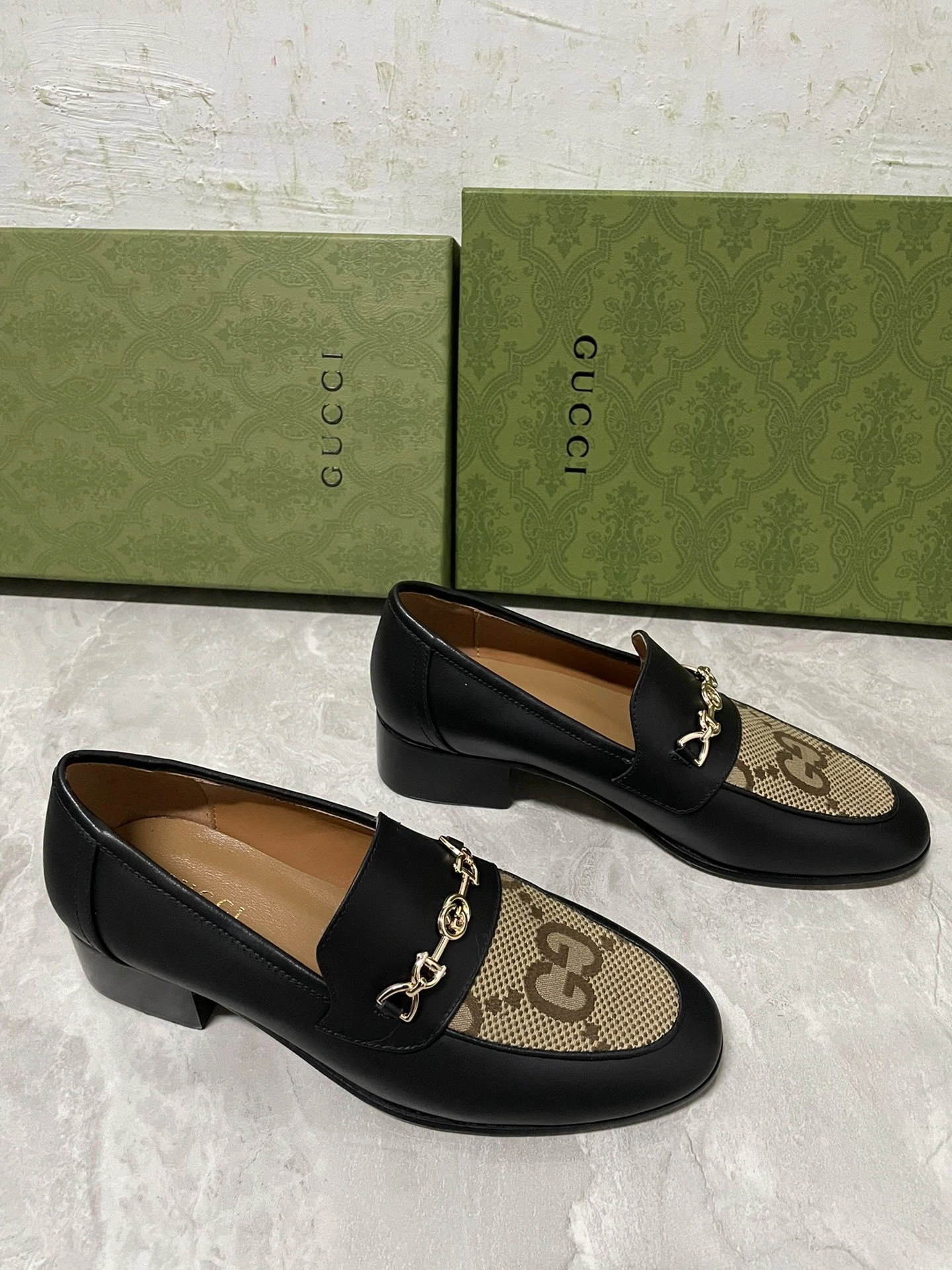 COCO— 677049 1W6F0 1066 3cm Heel height item:C-X158B1890