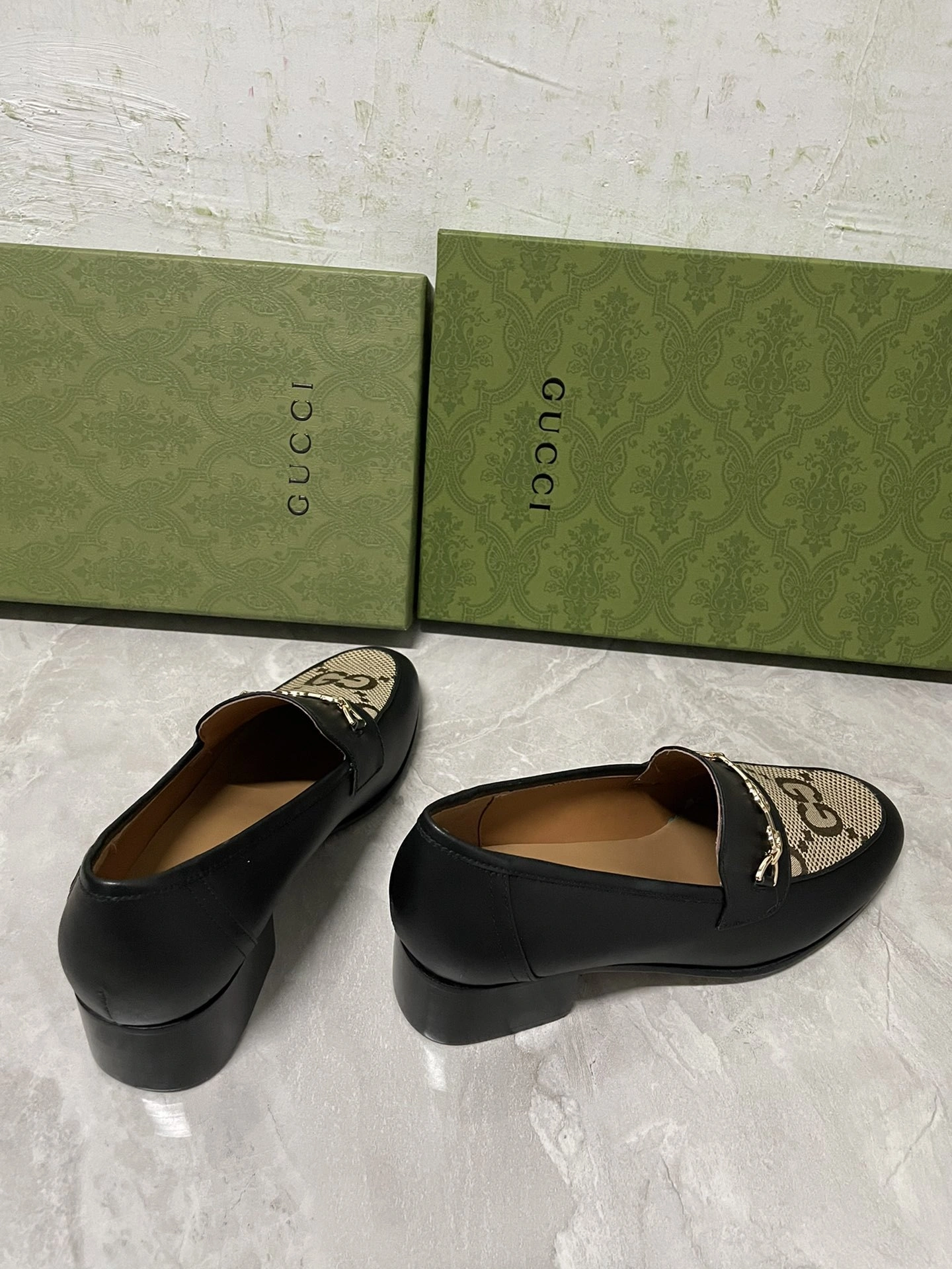 COCO— 677049 1W6F0 1066 3cm Heel height item:C-X158B1890