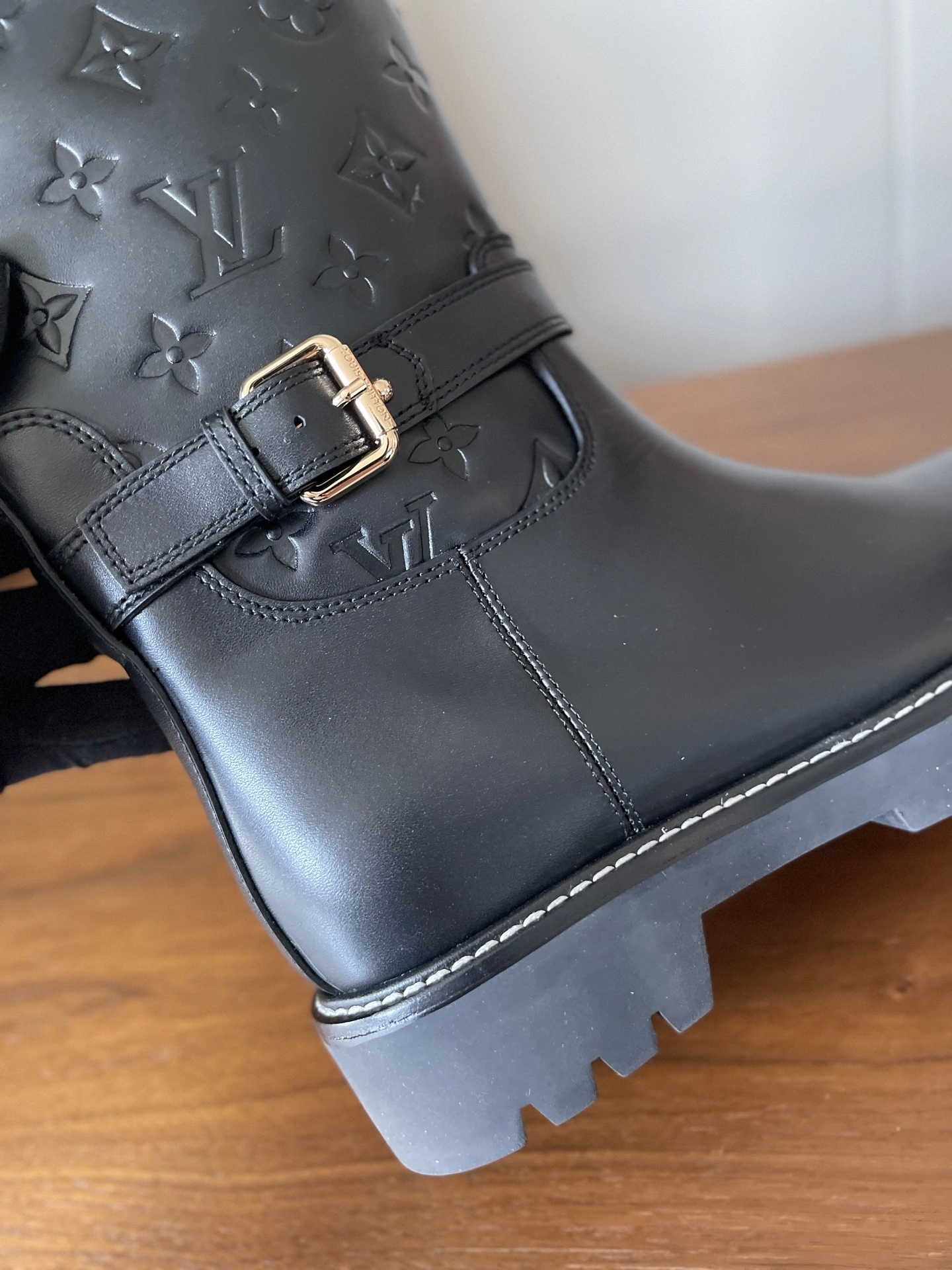 COCO-8V 1ADCPV cowhide item：E-X003L1321B