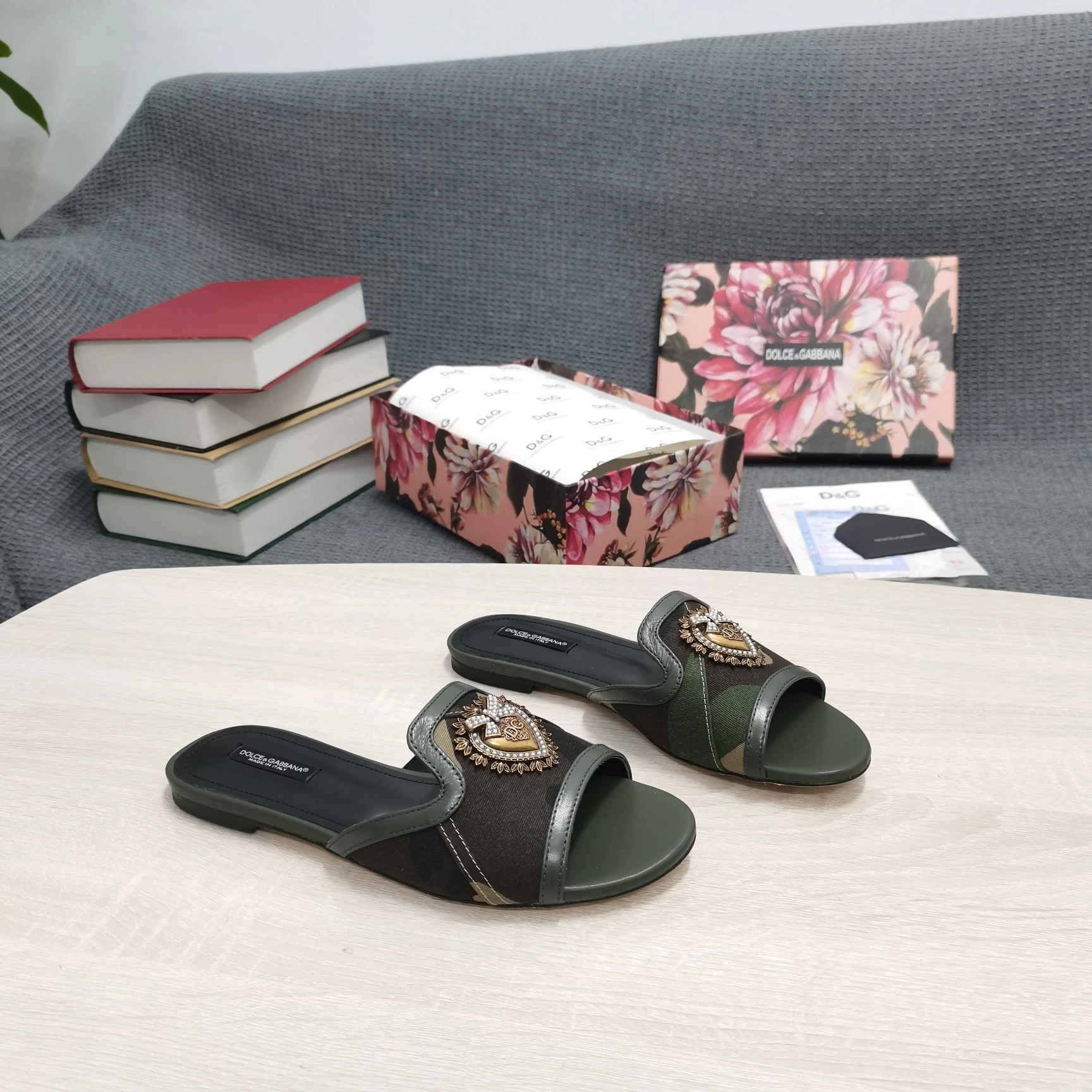 COCO— Dolce item:C-X158B1602