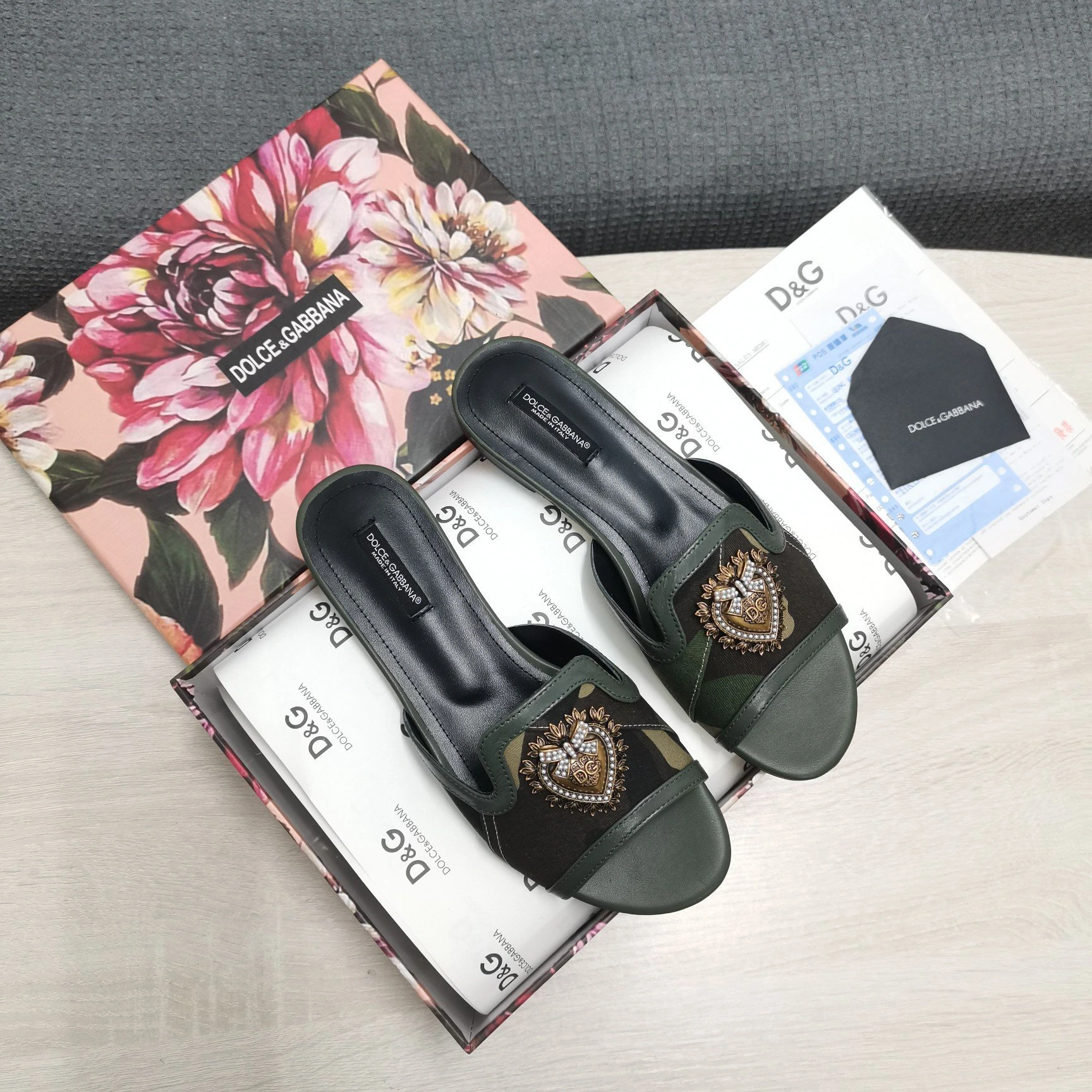 COCO— Dolce item:C-X158B1602