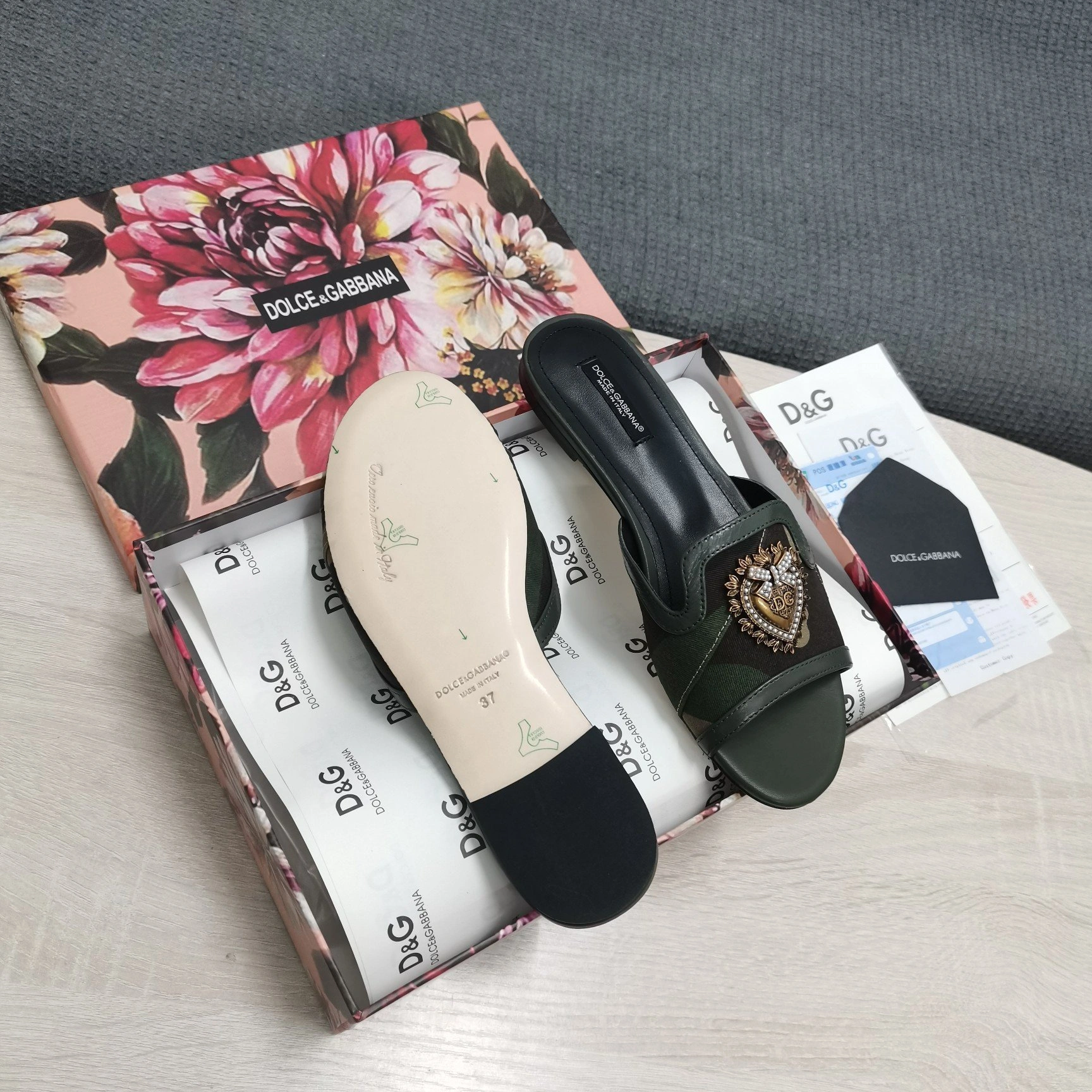 COCO— Dolce item:C-X158B1602
