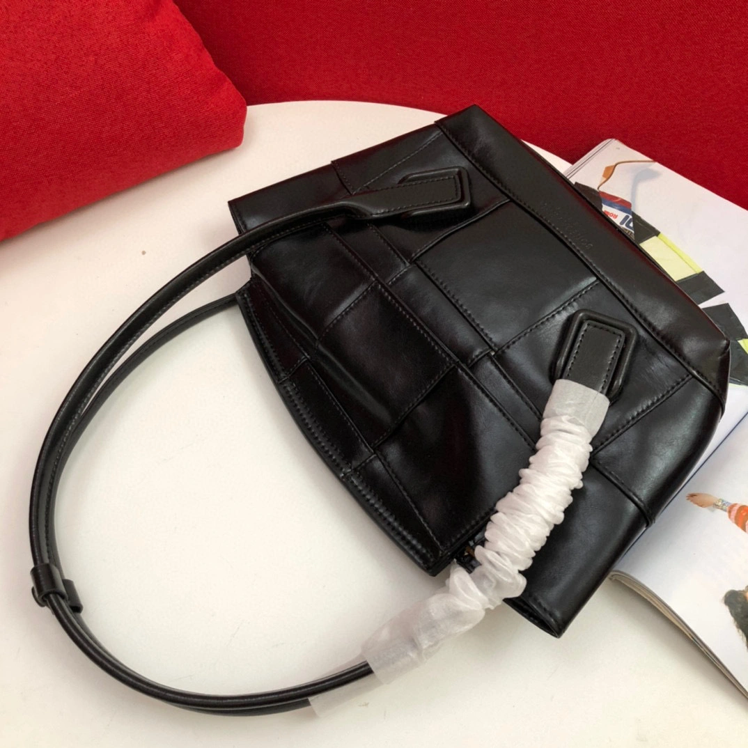 Calf leather item:B-B202B0415