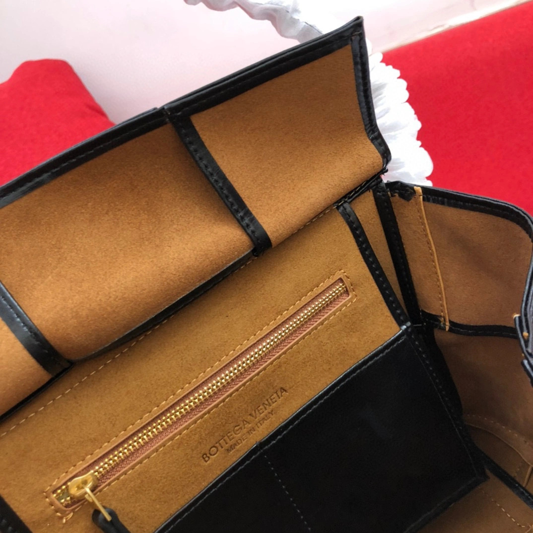Calf leather item:B-B202B0415