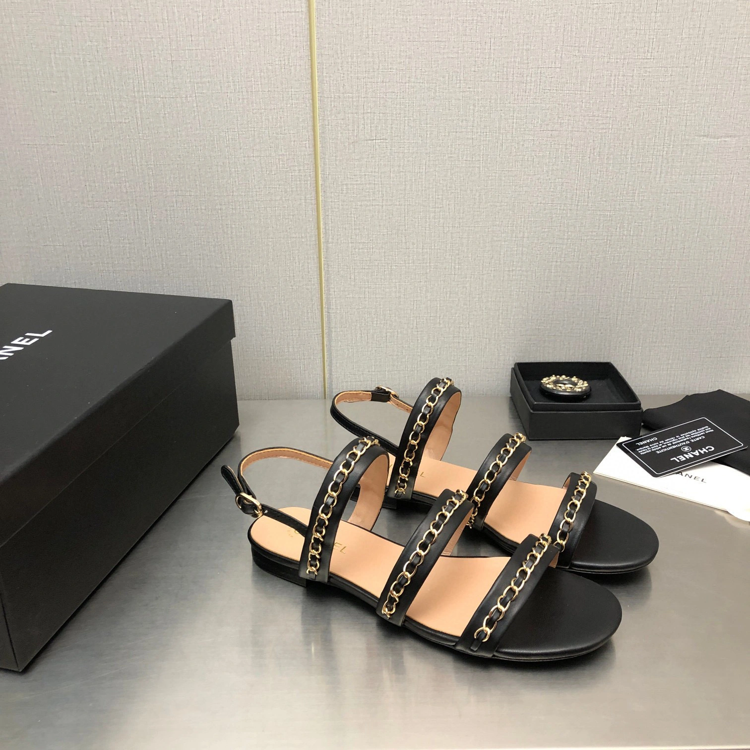 Coco- item:C-X198B0104