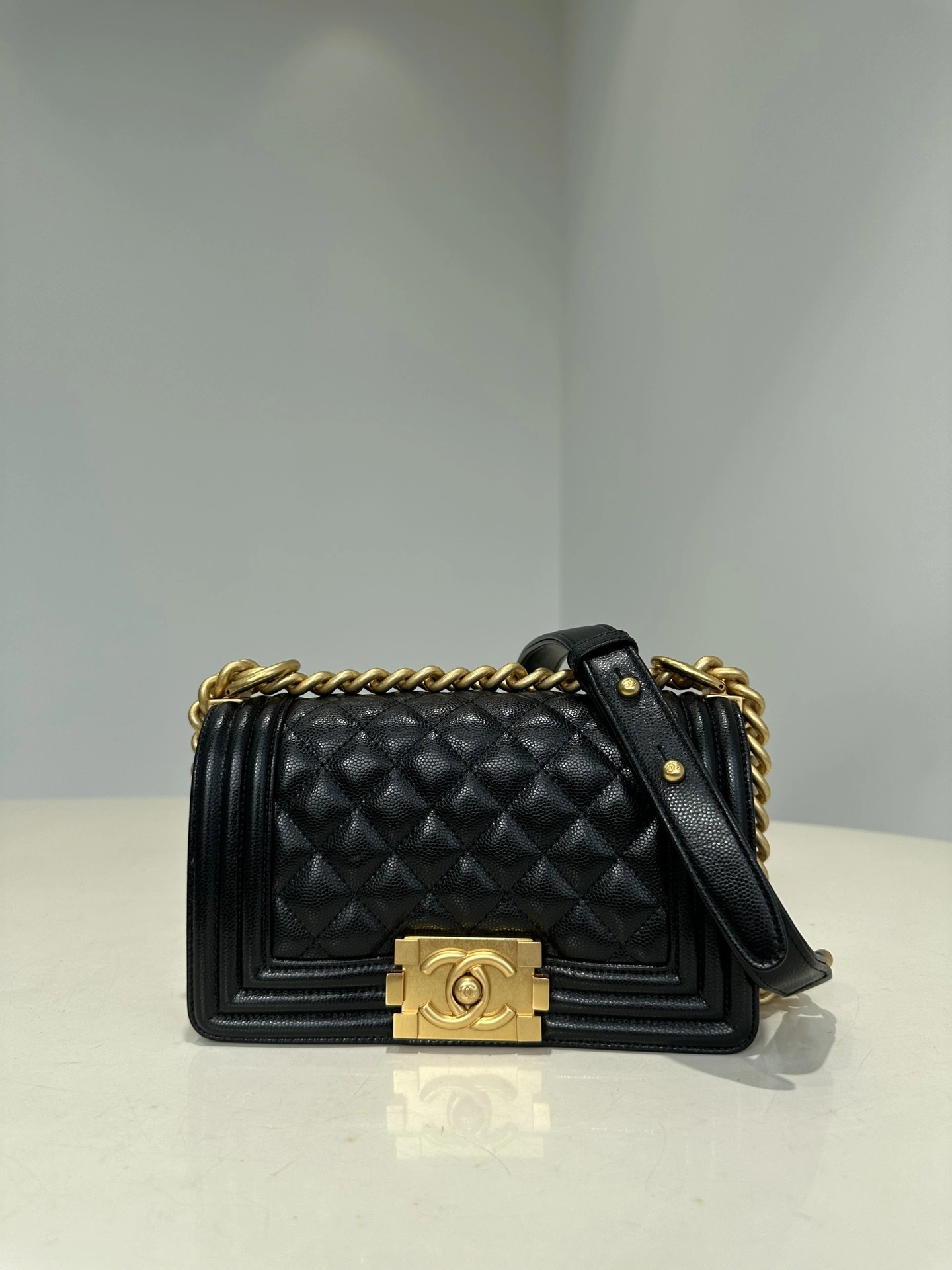 Custombag--- A67085-Y83339-94305 Calfskin item:D-B432D0647