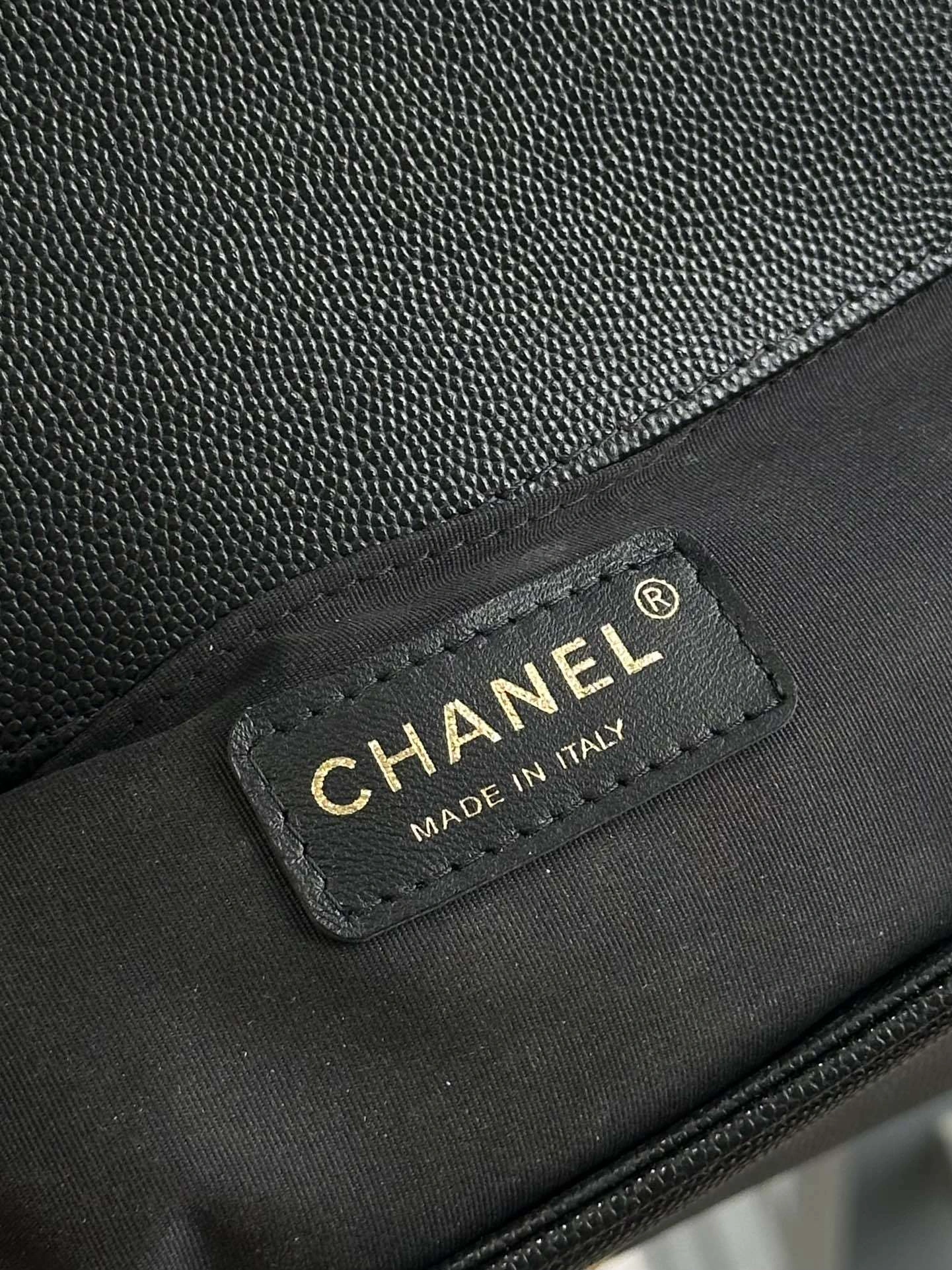 Custombag--- A67085-Y83339-94305 Calfskin item:D-B432D0647