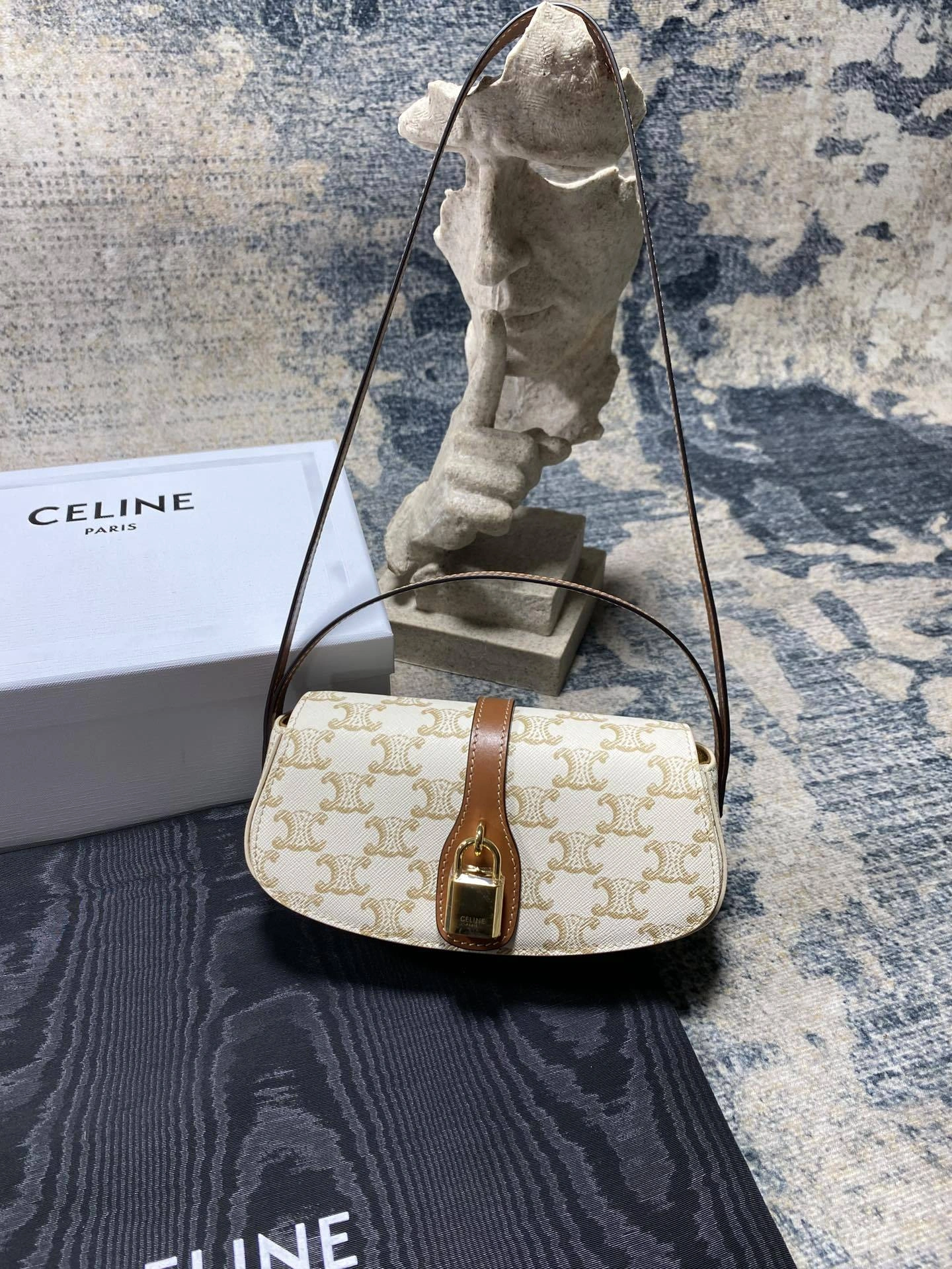 Custombag-- 10I592DQ2-01TA high quality version item：C-B806D25127