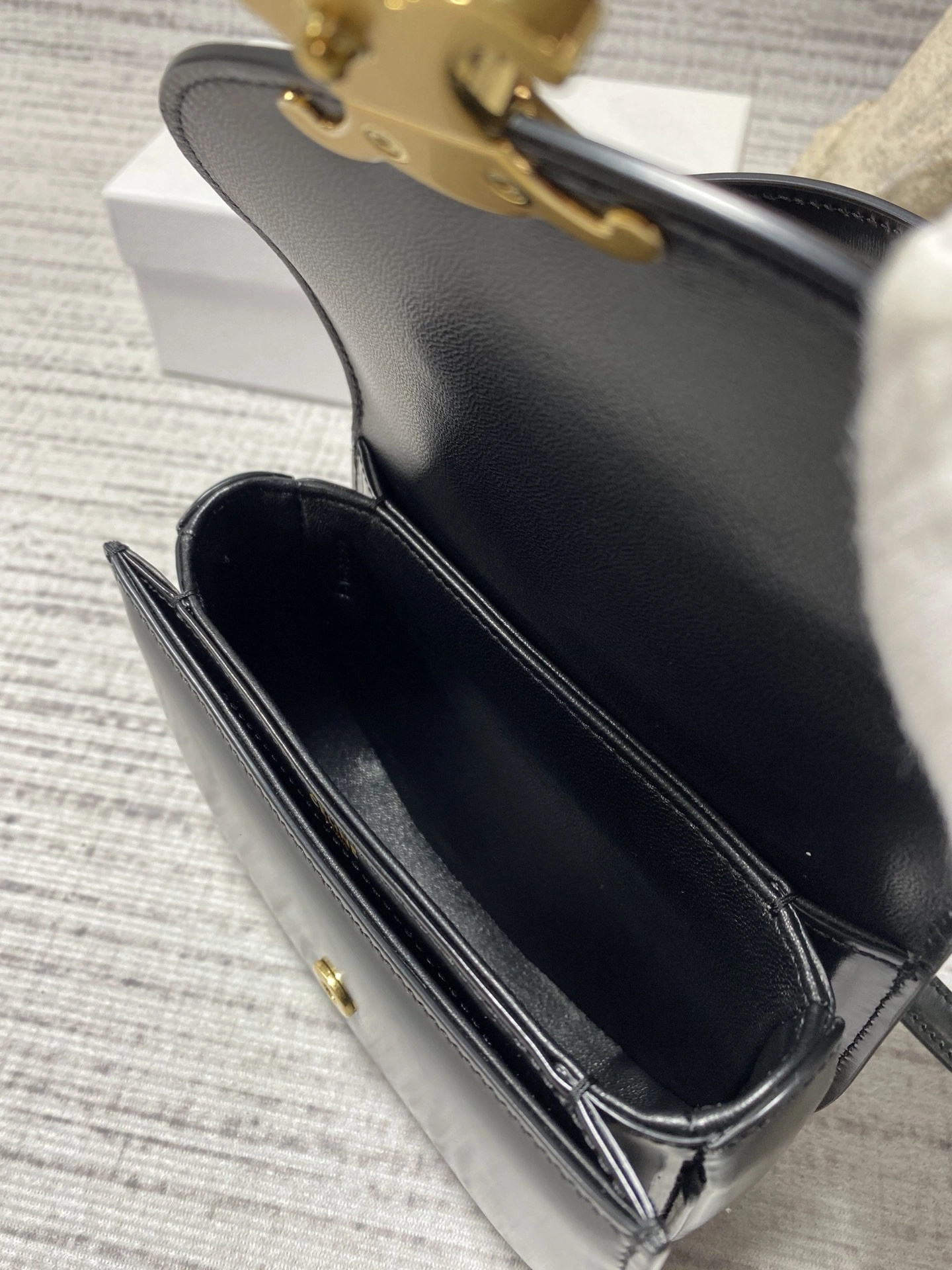 Custombag-- 10L063ETZ-38NO high quality version item：C-B806D2356