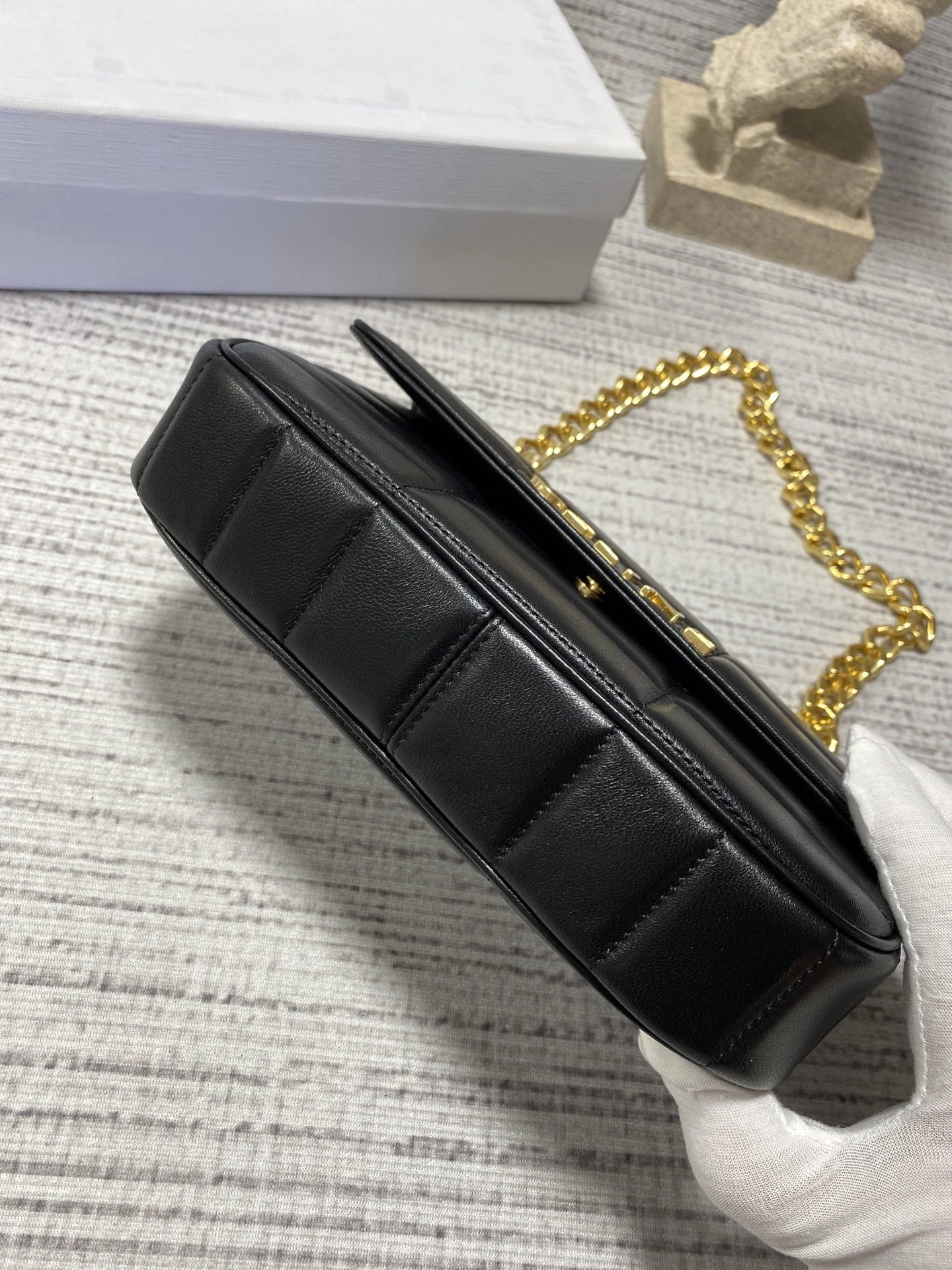 Custombag-- 111273EPZ-38NO high quality version item：C-B806D2120