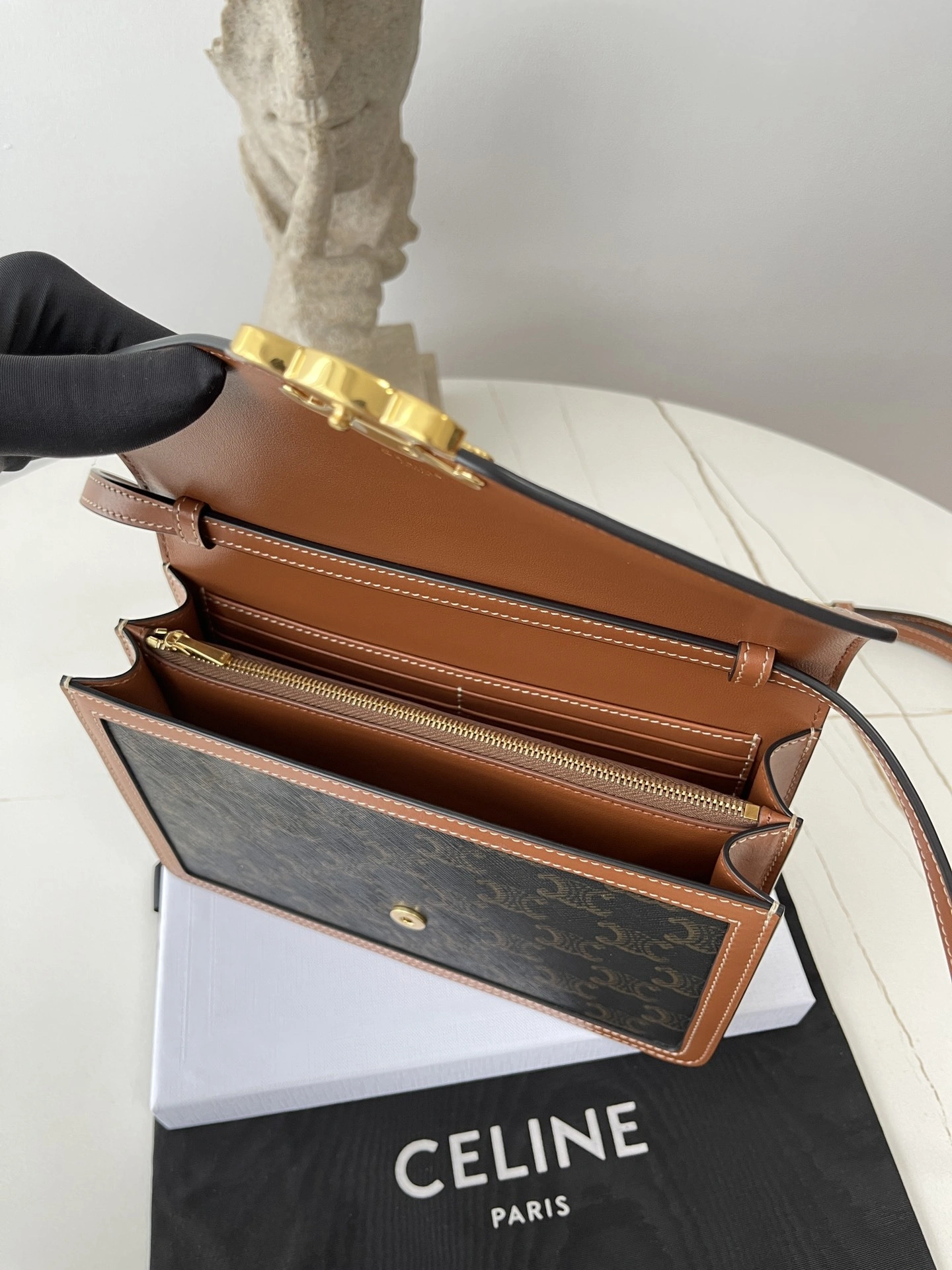 Custombag-- 113322EZH-04LU high quality version item：C-B806D23146