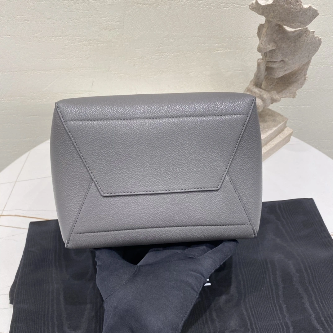 Custombag-- 189593AH4-10DC high quality version item：C-B806D25153
