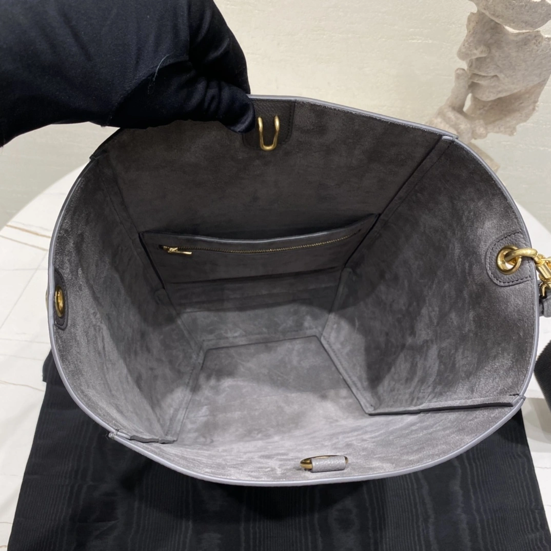 Custombag-- 189593AH4-10DC high quality version item：C-B806D25153