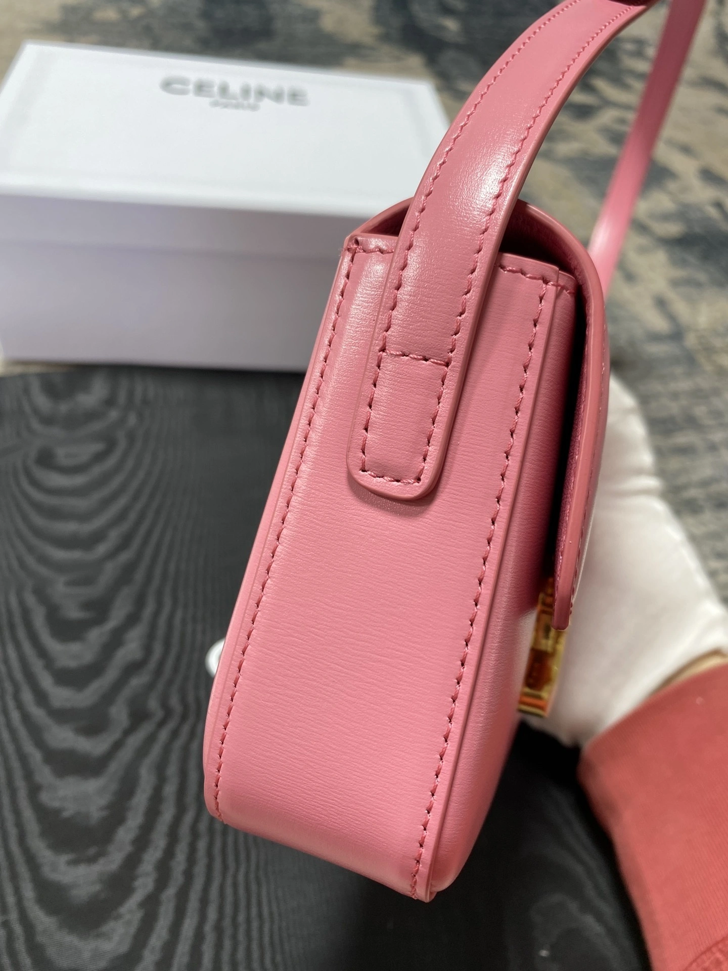 Custombag-- 194143BF4-25FO high quality version item：C-B806D25130