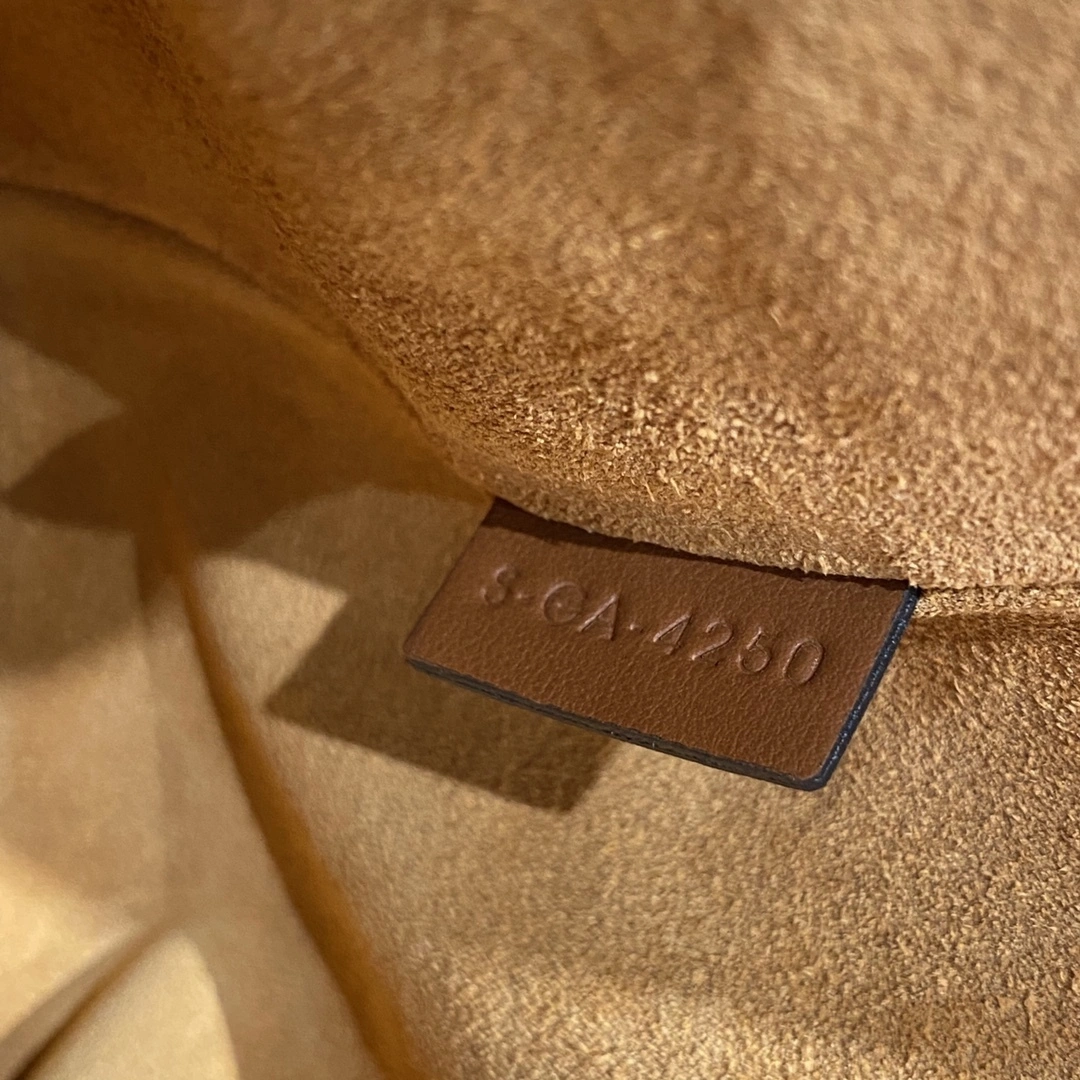 Custombag-- 195573CR4-04LU high quality version item：C-B806D23116