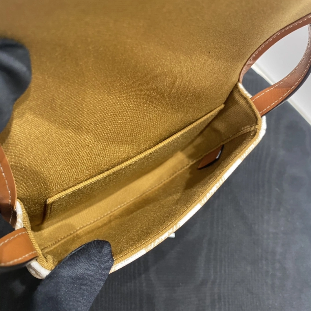 Custombag-- 196702BZJ-01BC high quality version item：C-B806D25176