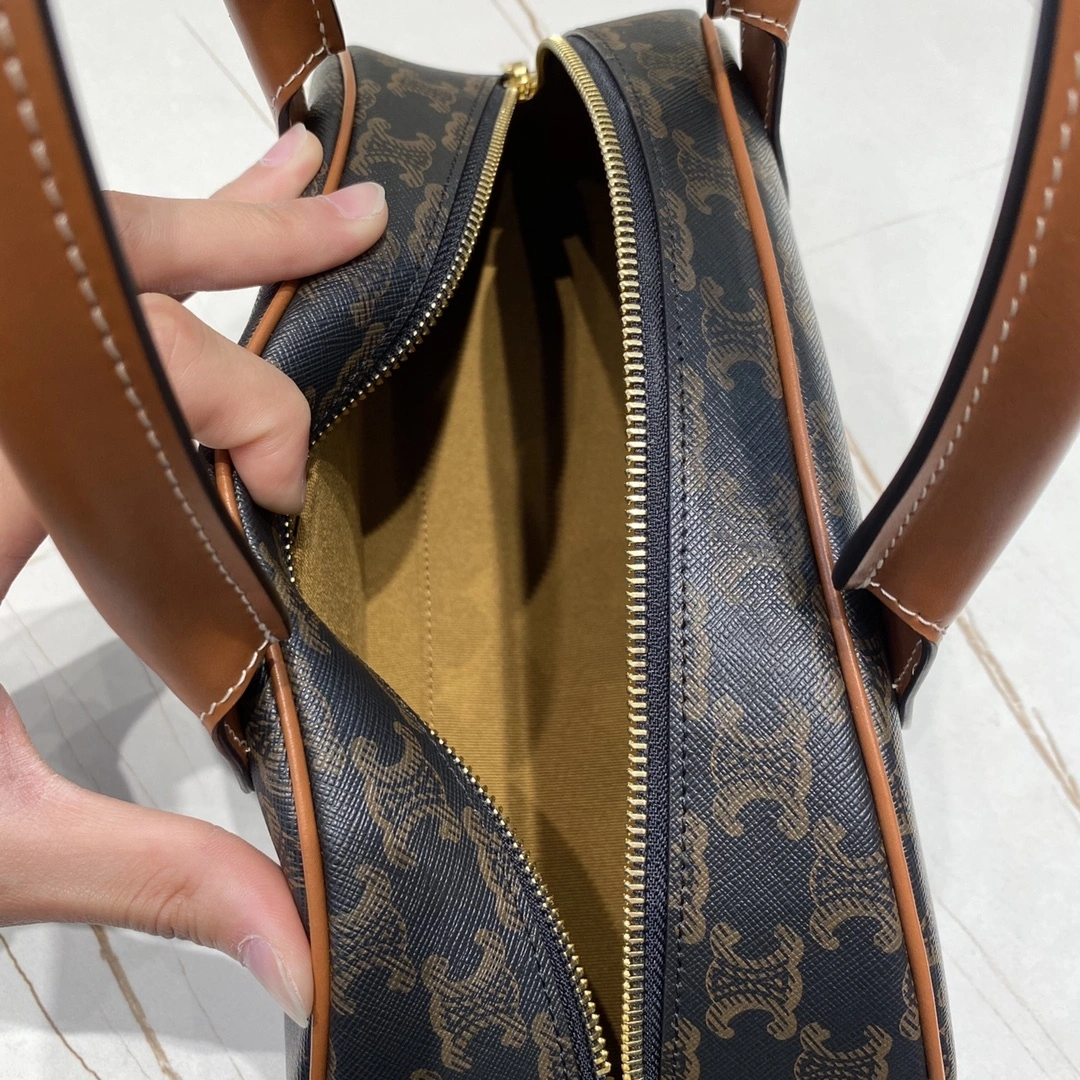 Custombag-- 197402BZJ-04LU high quality version item：C-B806D2205