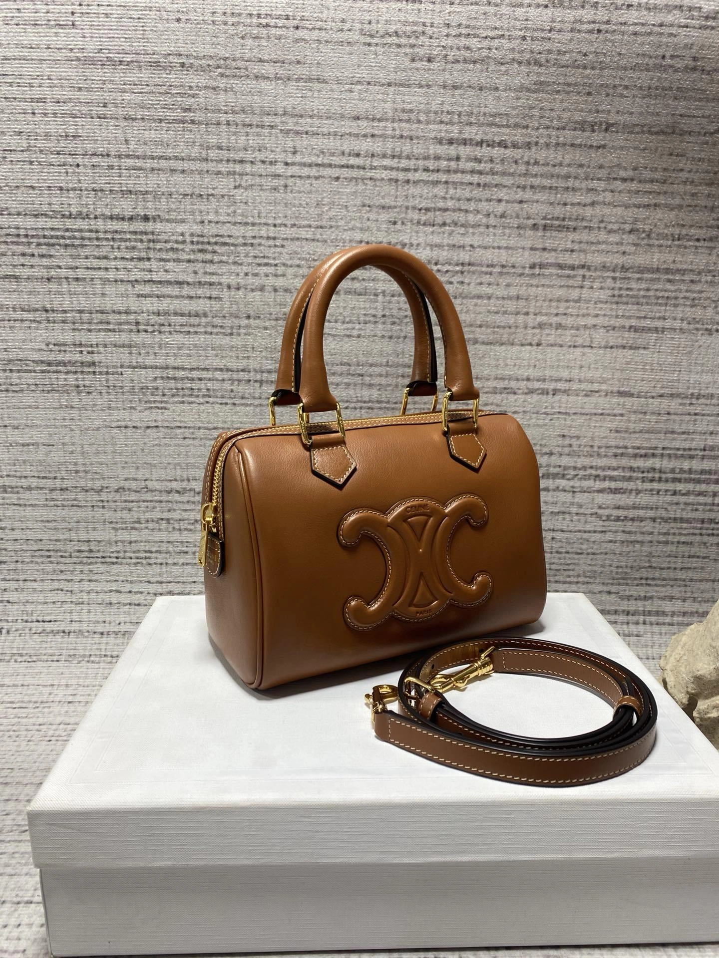 Custombag-- 197583DU3-04LU high quality version item：C-B806D23136