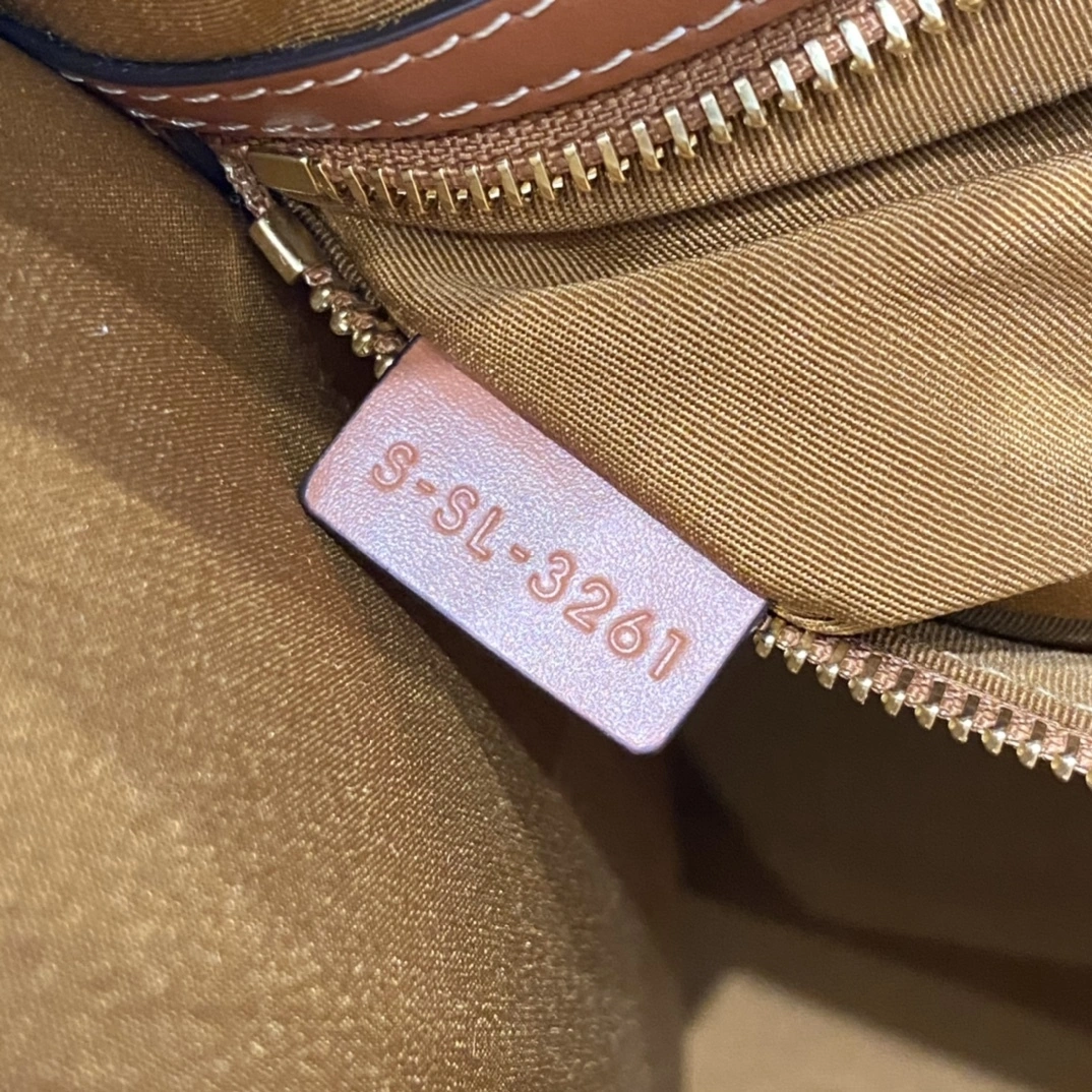 Custombag-- 197912BZJ-04LU high quality version item：C-B806D25162