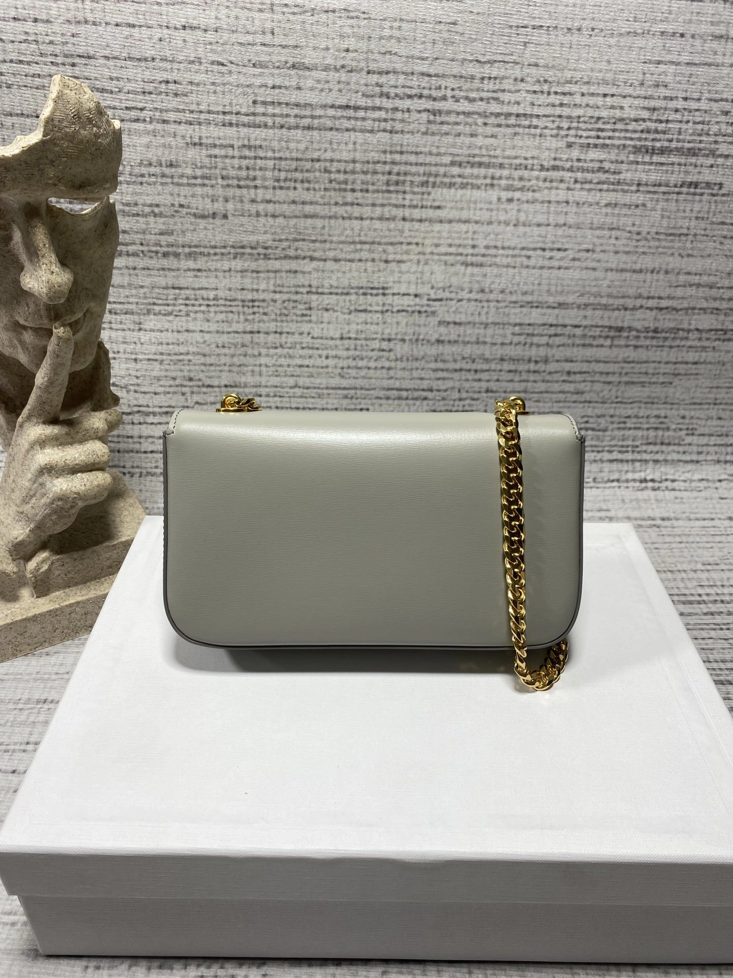 Custombag-- 197993BF4-10PY high quality version item：C-B806D2389