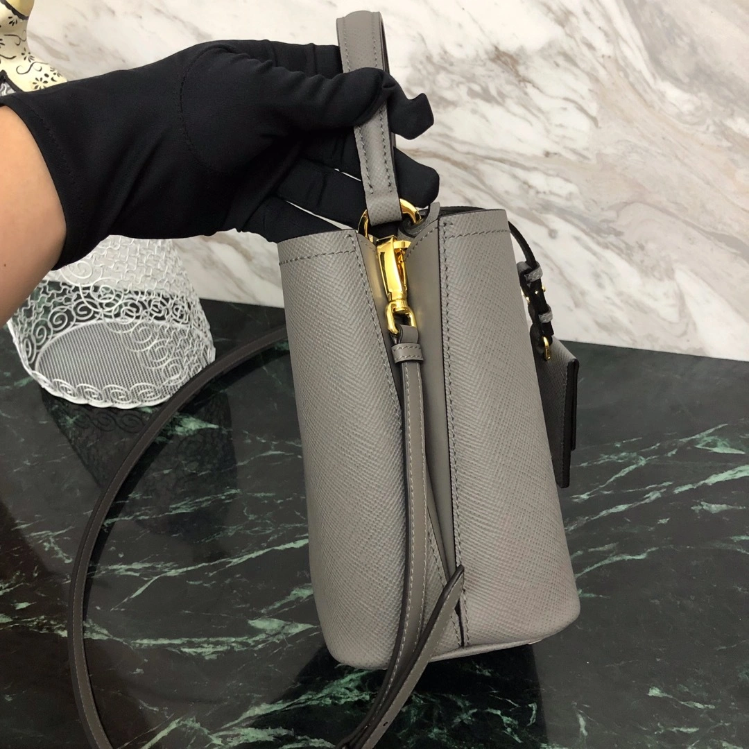 Custombag-- 1BA217-2ERX-F01T3-V-OOO high quality version item：C-B806D2514